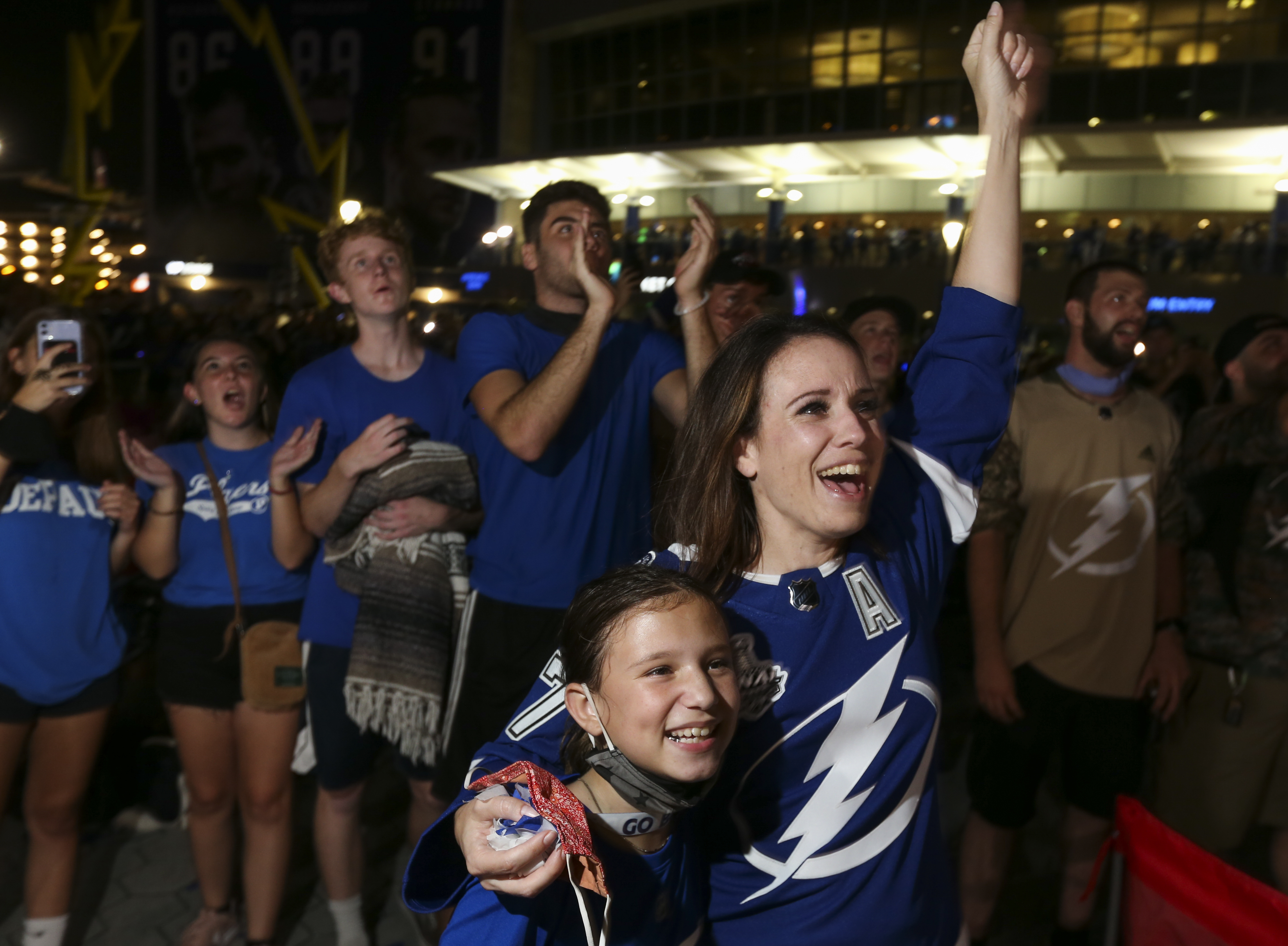 Lightning fans relish a Stanley Cup victory inside and outside ...