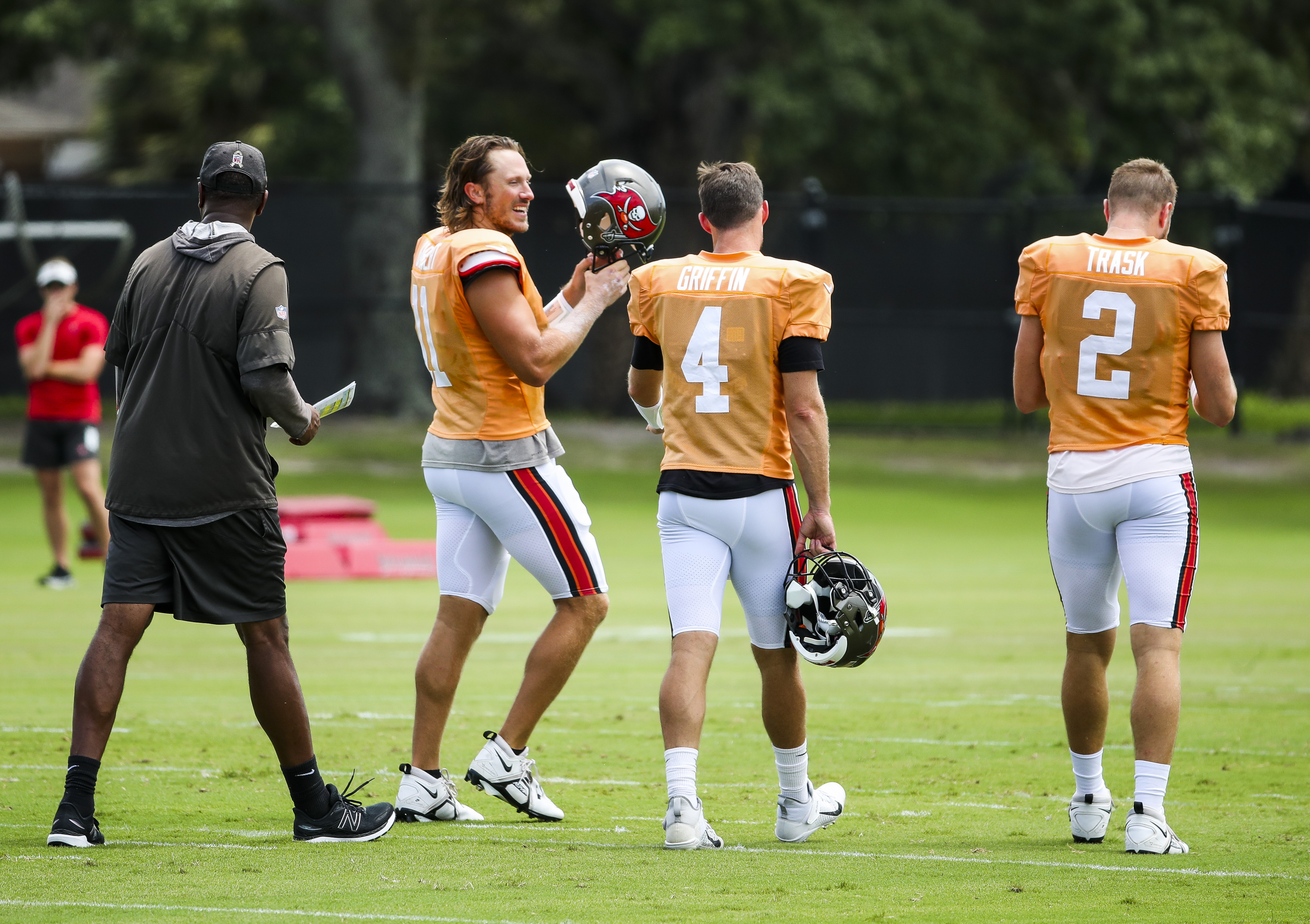 Gabbert, Trask toss touchdowns in Bucs' preseason loss