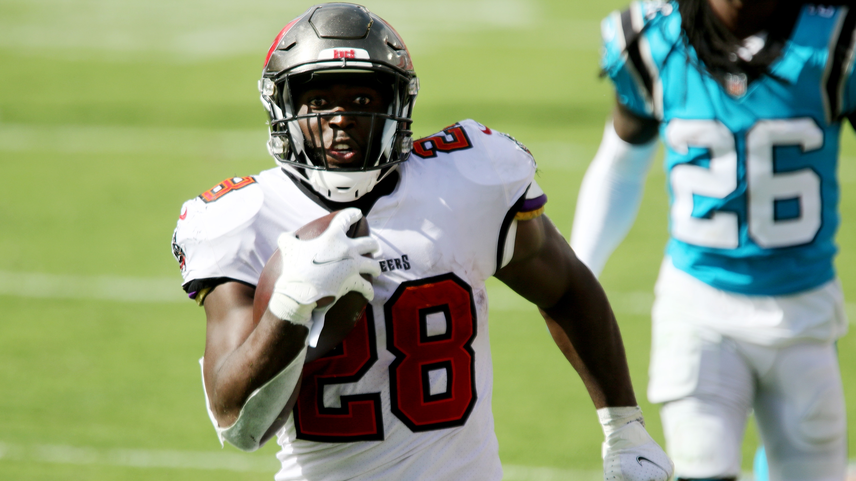 Buccaneers Leonard Fournette Snubbed in PFF Rankings - Tampa Bay Buccaneers, BucsGameday