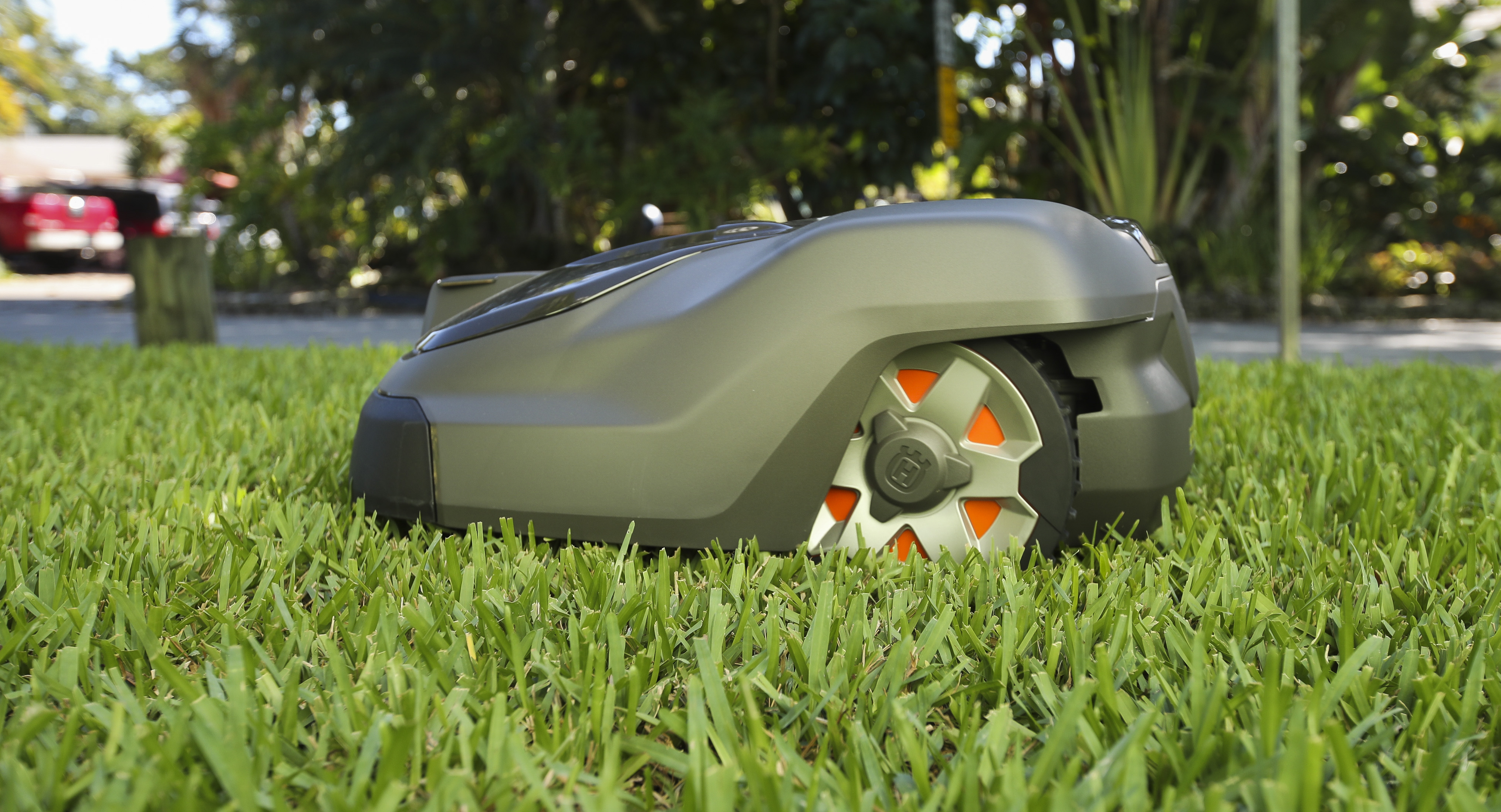 Yes, Tampa Bay, that's little Roomba-like robot mowing the lawn