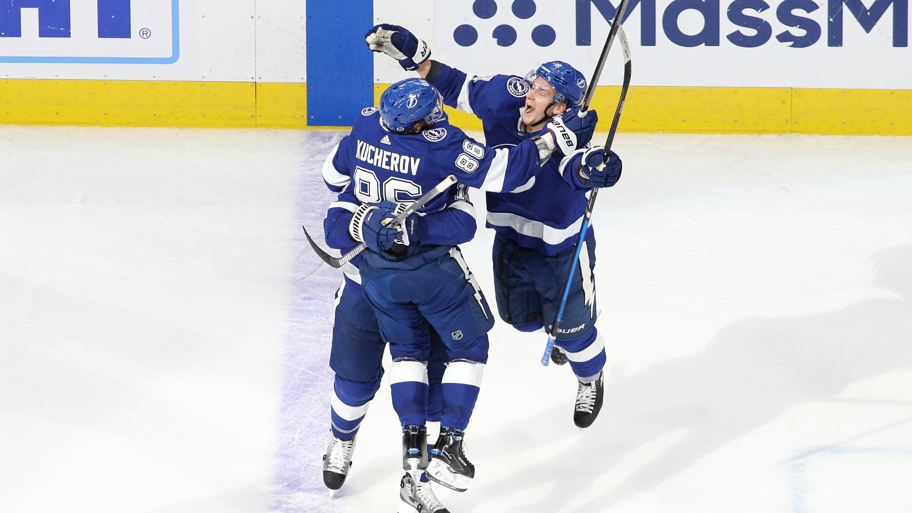 Stamkos' franchise record-setting night powers Lightning to blowout victory  over Maple Leafs