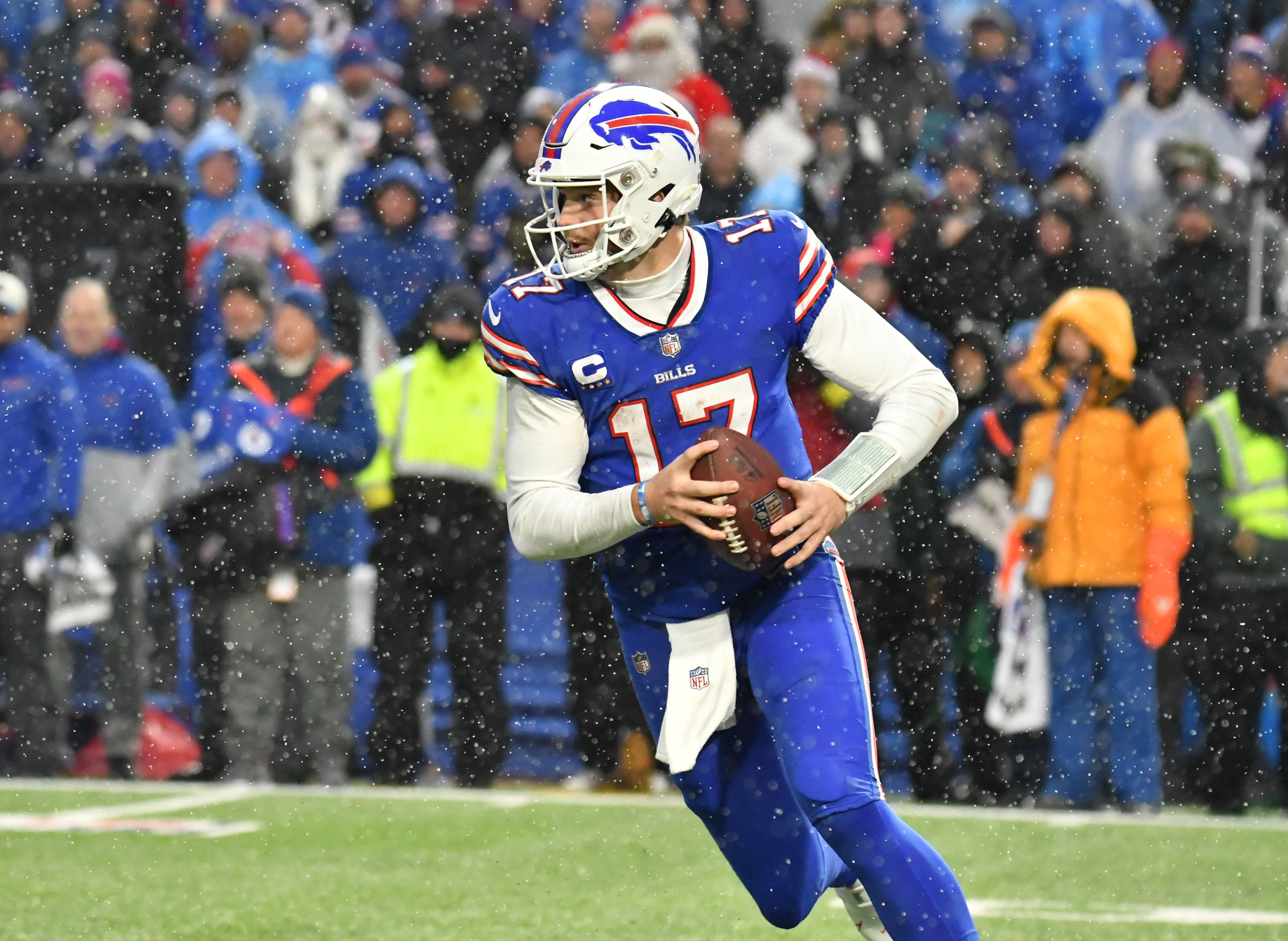 AFC-leading Bills overcome elements, beat Jets 20-12, Sports