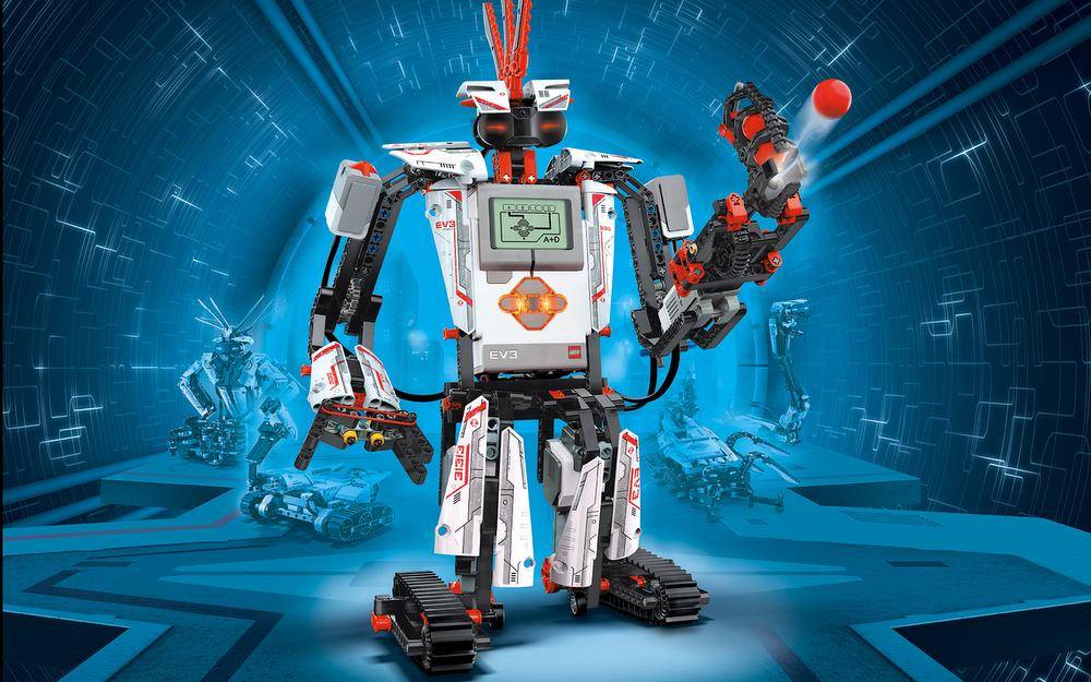 Lego Mindstorms EV3 review: Building our first Lego Mindstorms EV3 robot,  coming September 1 with iOS/Android support - CNET