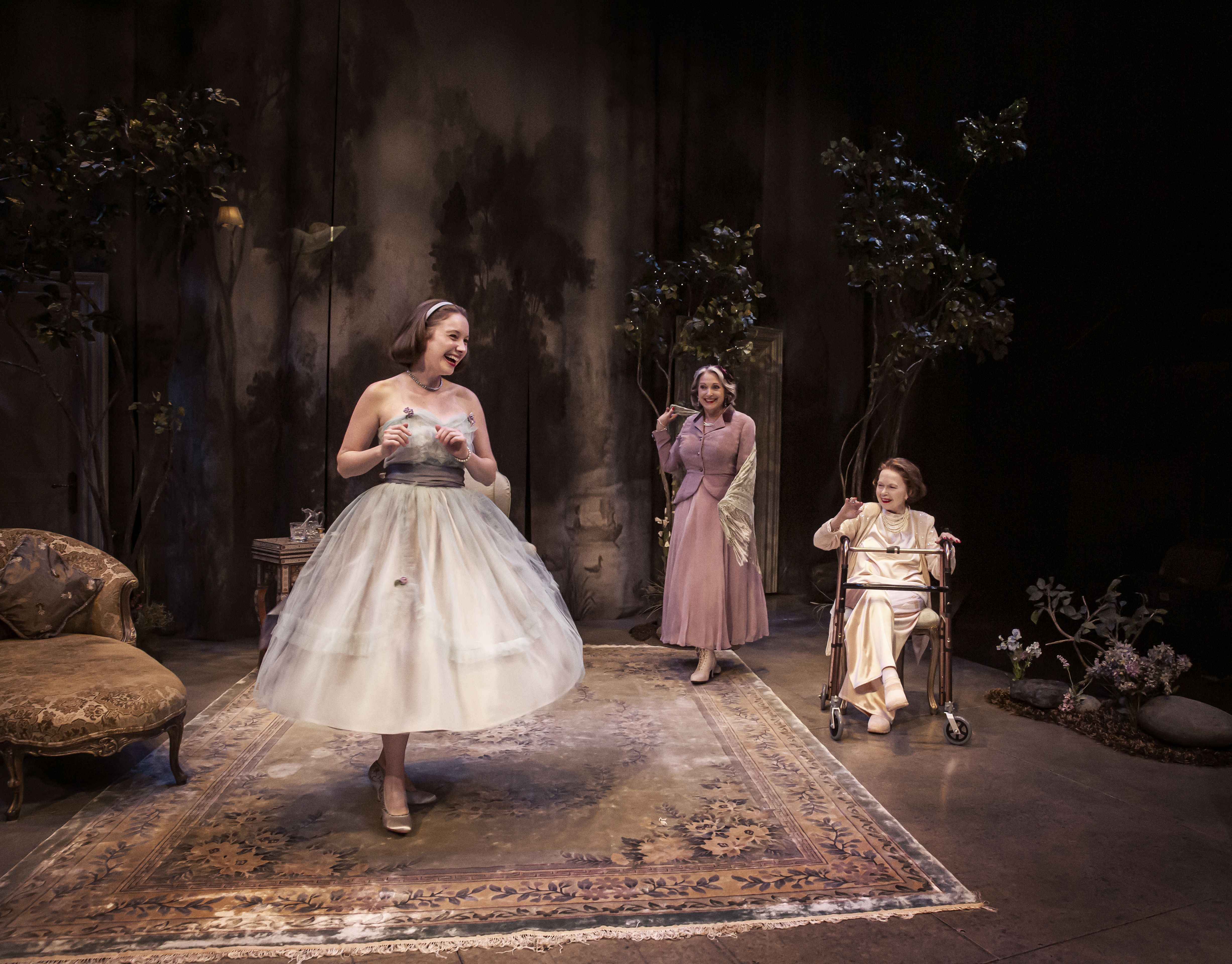 Review: Stratford Festival: Three Tall Women is one nasty evening
