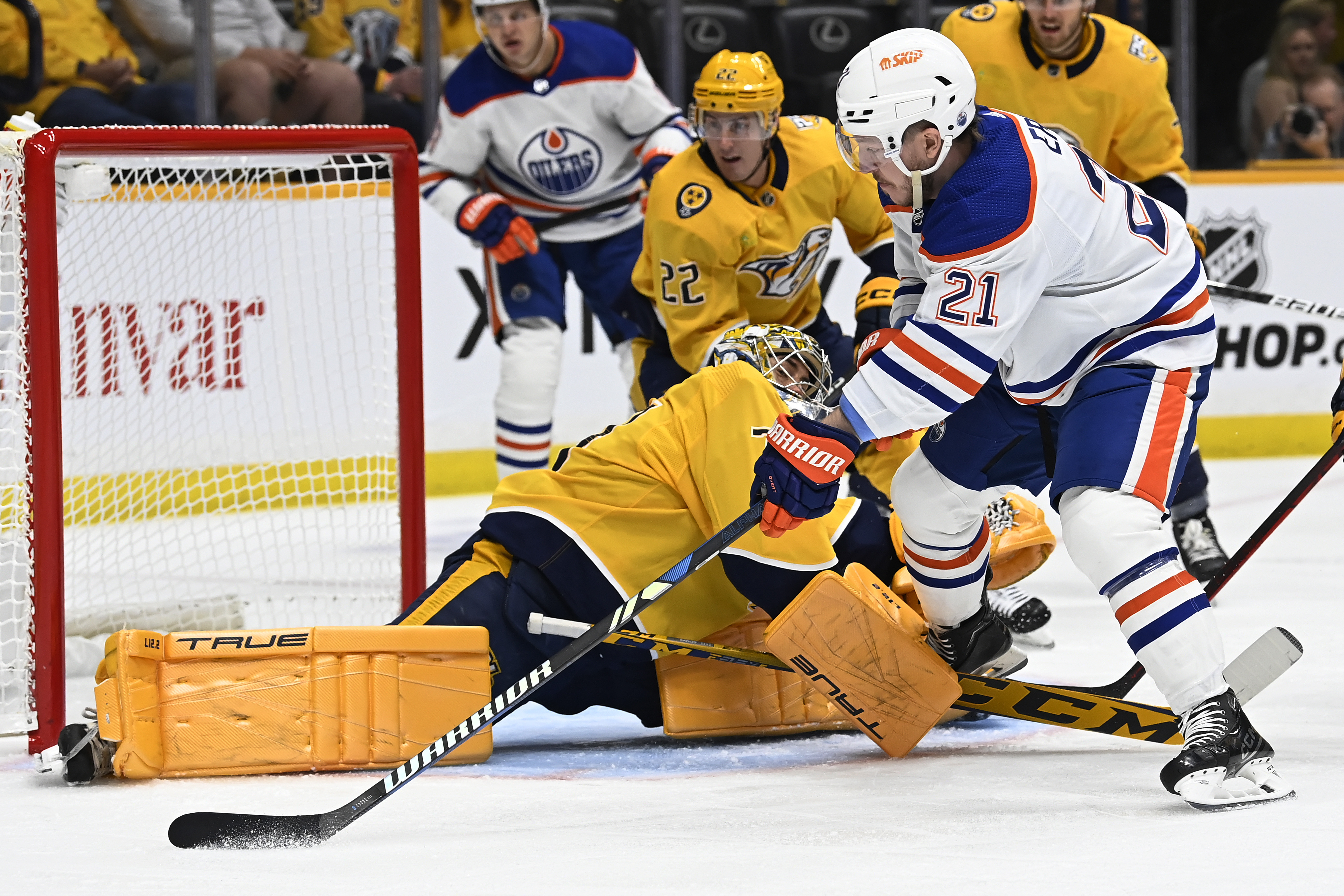 Draisaitl's two goals lead Edmonton Oilers past Nashville Predators