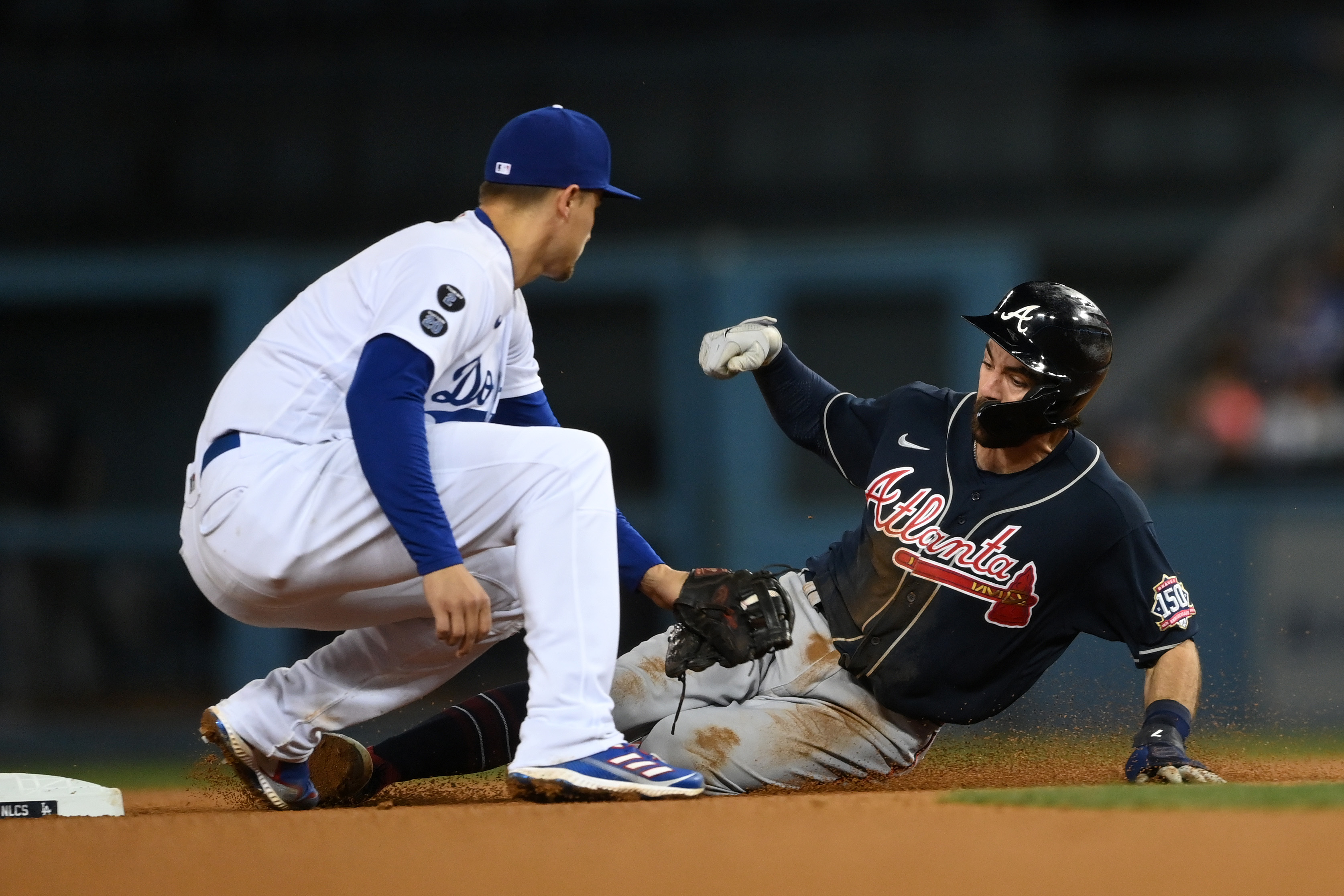 Braves: Eddie Rosario breaks a record while hitting for the cycle 