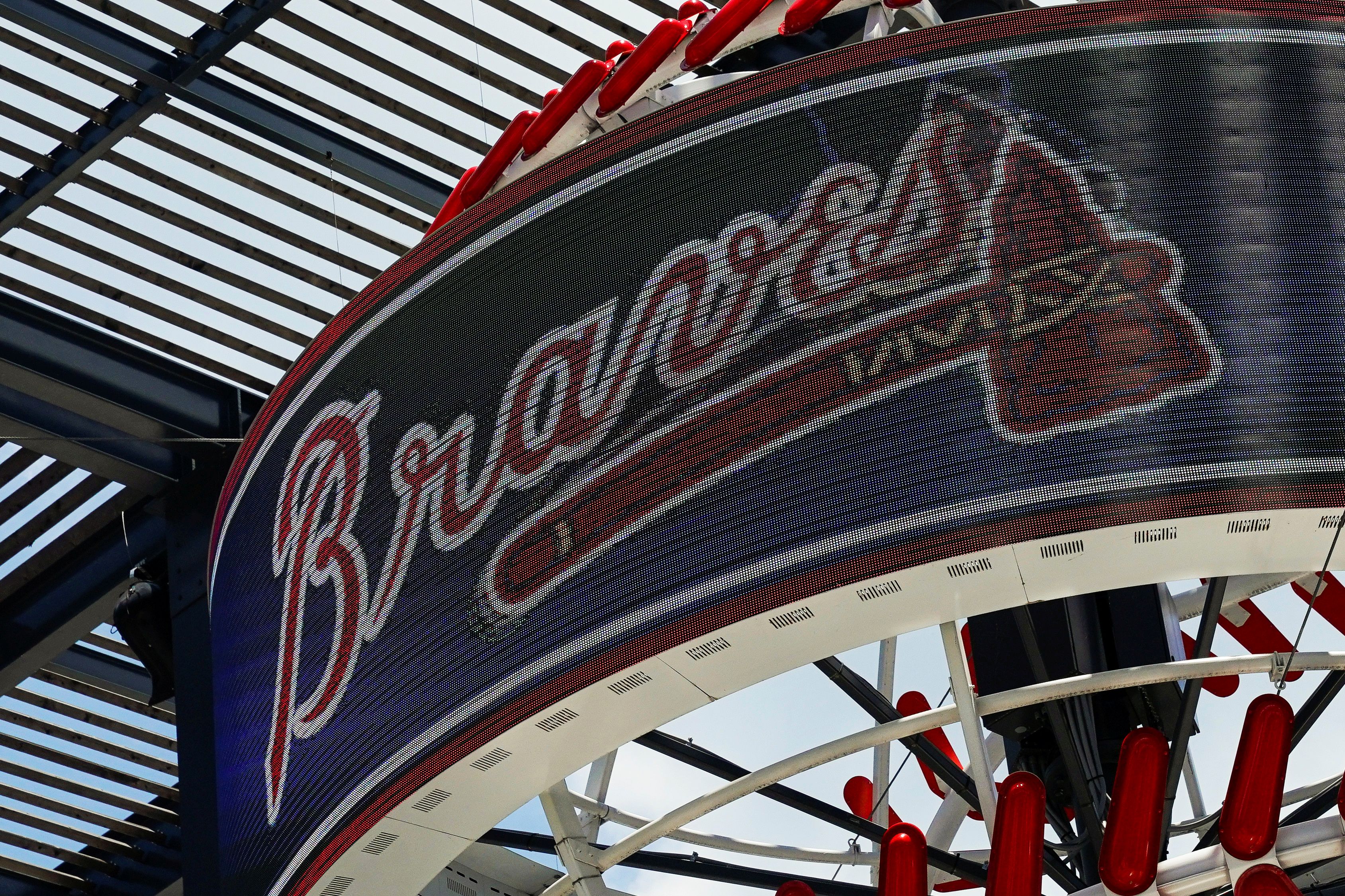 MLB explains why Atlanta Braves can keep name, tomahawk chop