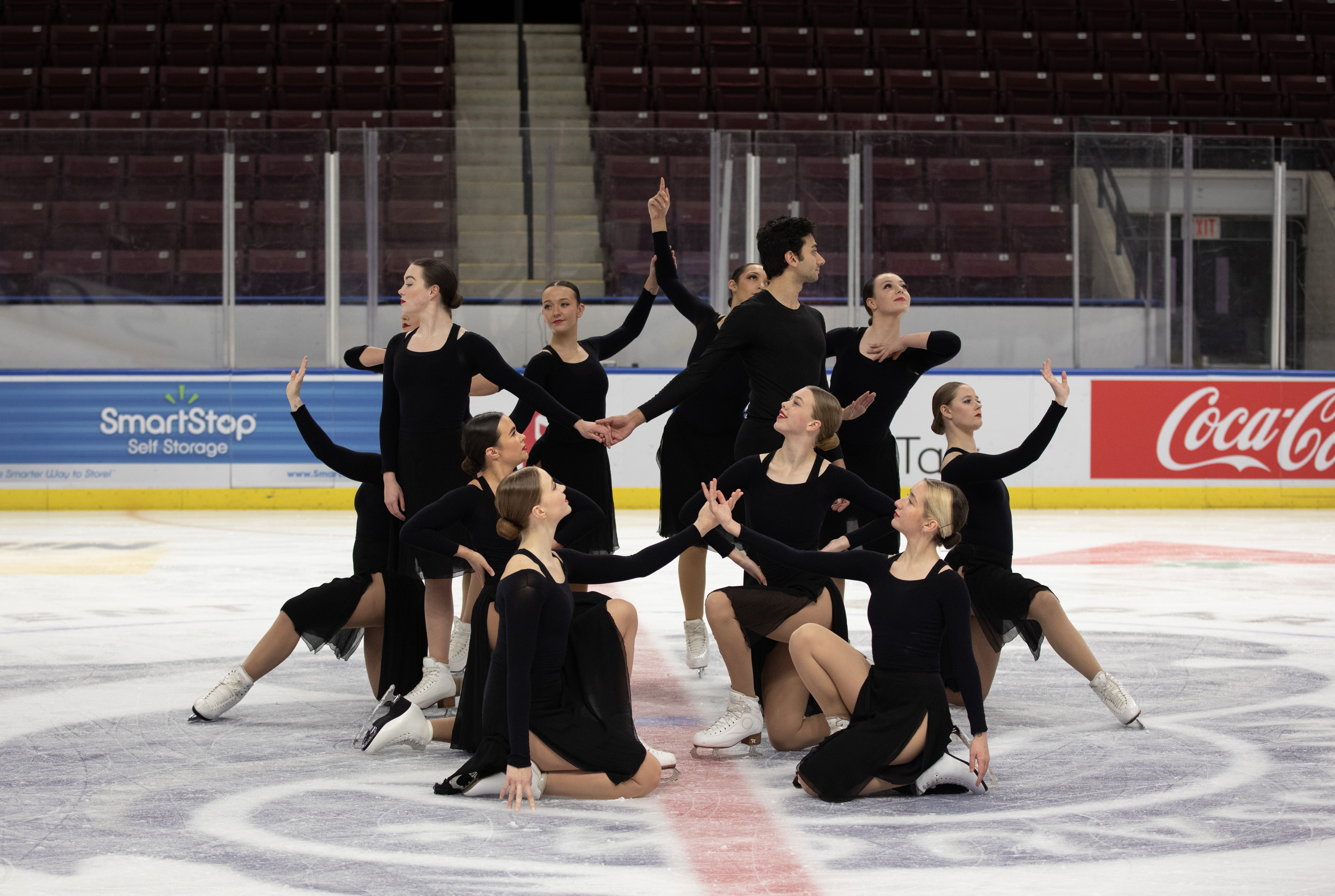 From spins and jumps to drama and lifts, synchronized skating has it all.  Now it wants its chance at the Olympics - The Globe and Mail