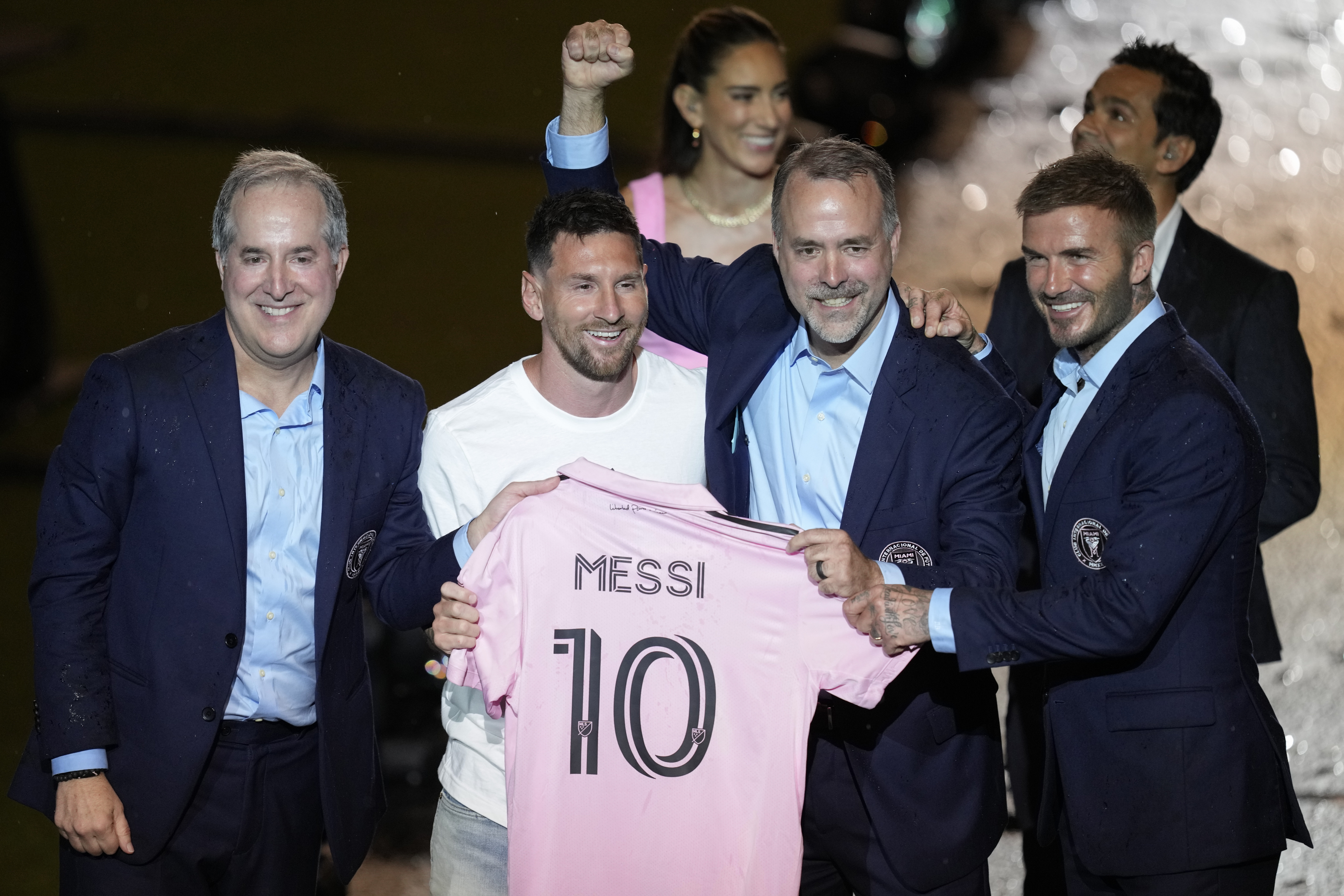 Lionel Messi to Inter Miami is finally official; MLS debut in