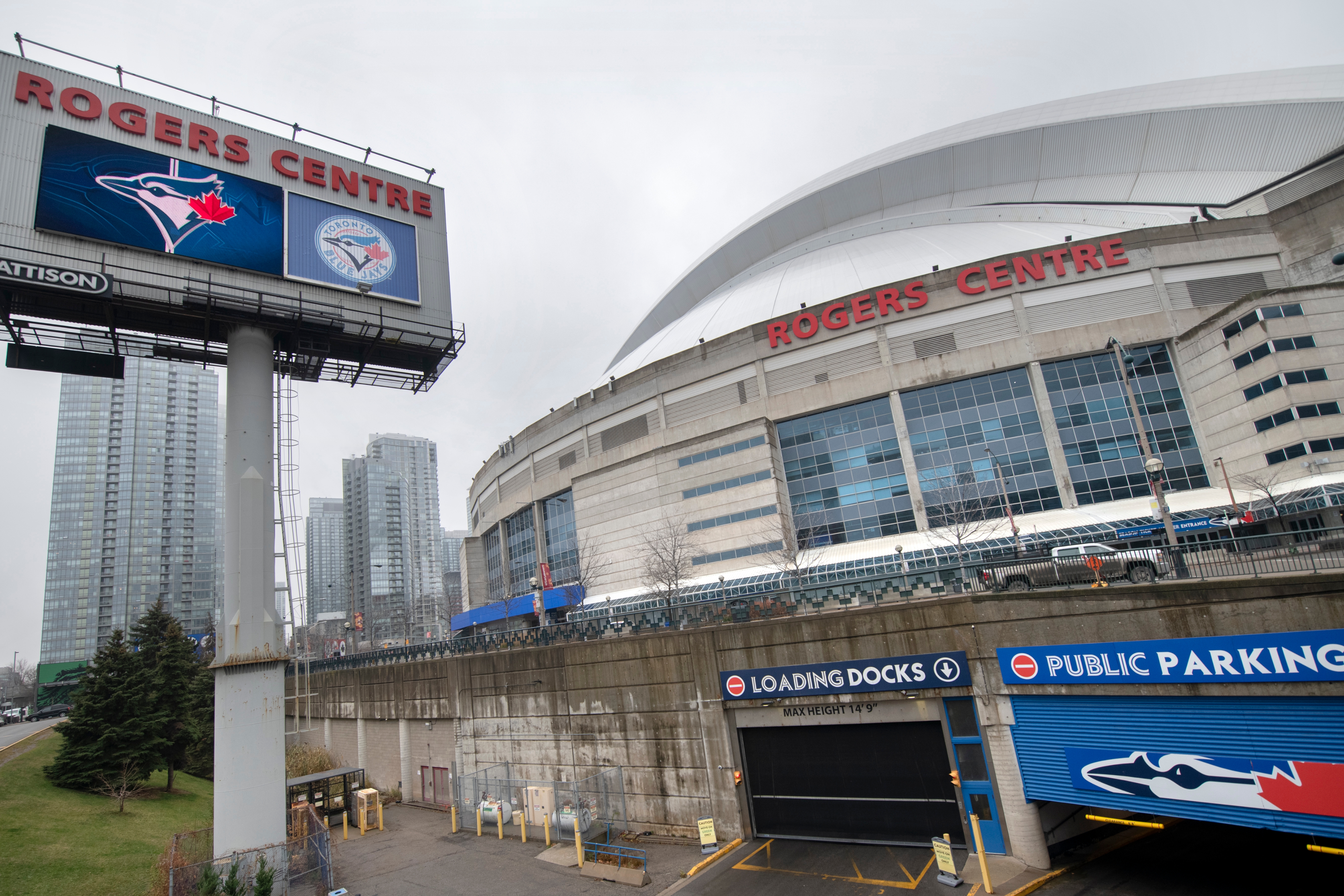 Cool Behind-The-Scenes Look at Rogers Centre in Toronto