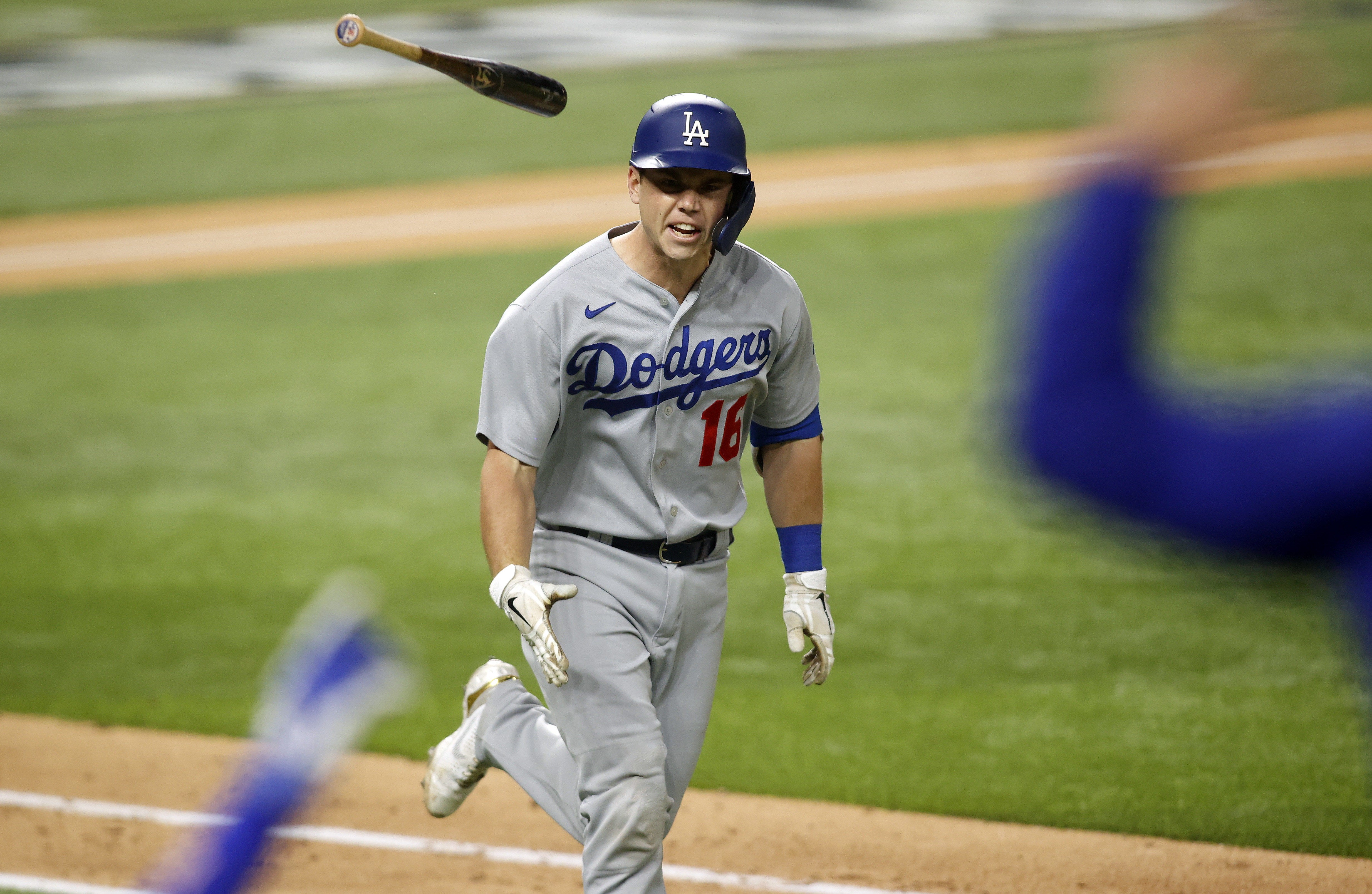 Corey Seager, Walker Buehler help Dodgers beat Braves to force