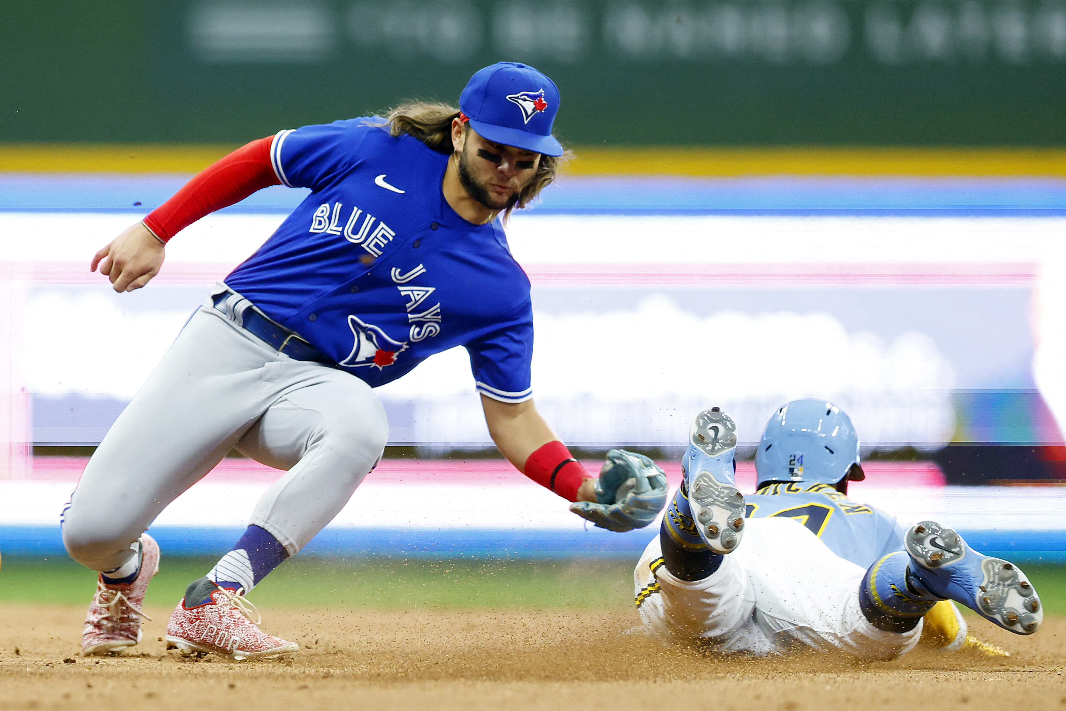 Blue Jays cruise past Brewers 9-4 keyed by Manoah, Kirk, and