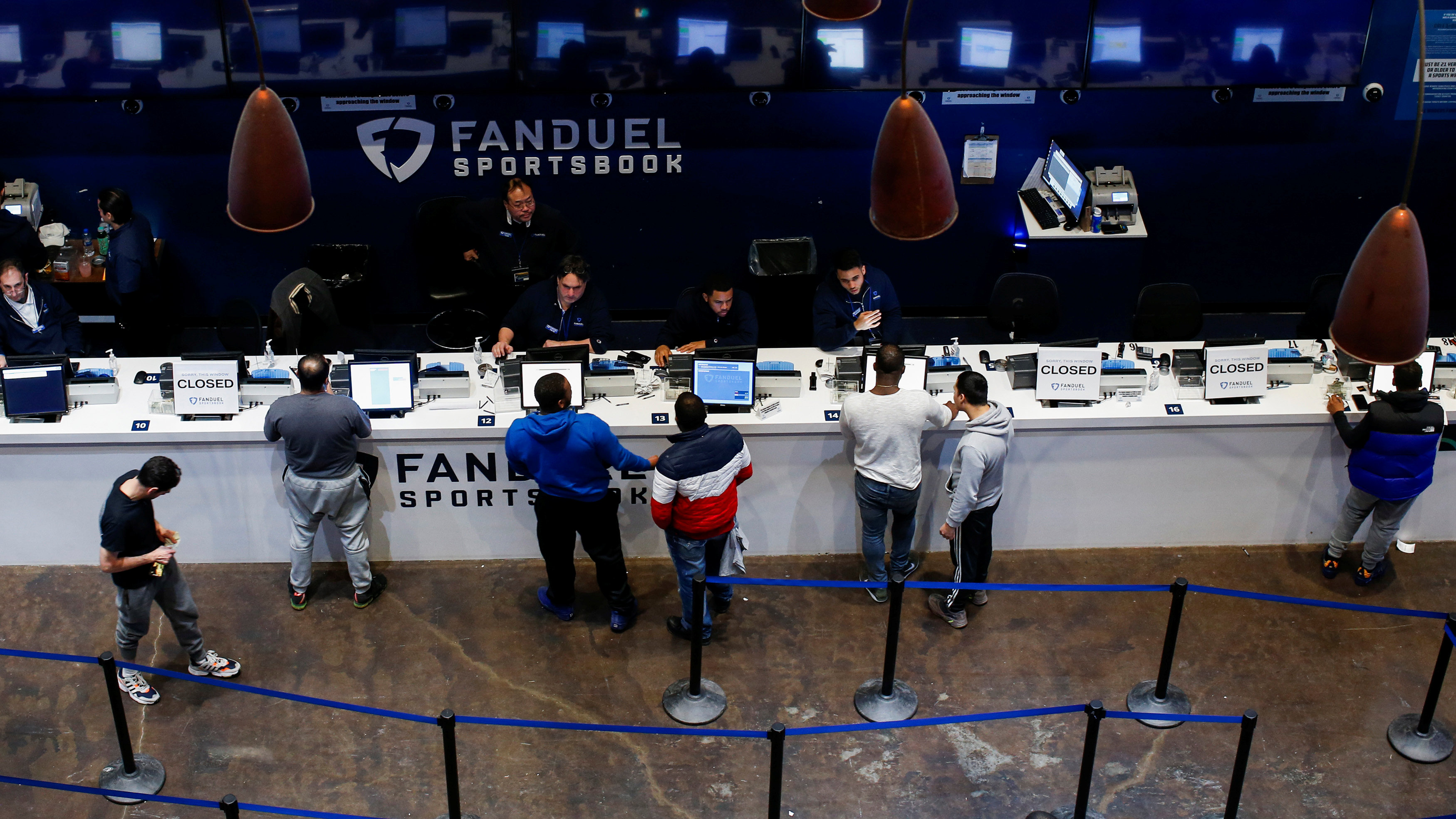 Sportsbook Operators Turn to Media Influencers In Customer Loyalty Race