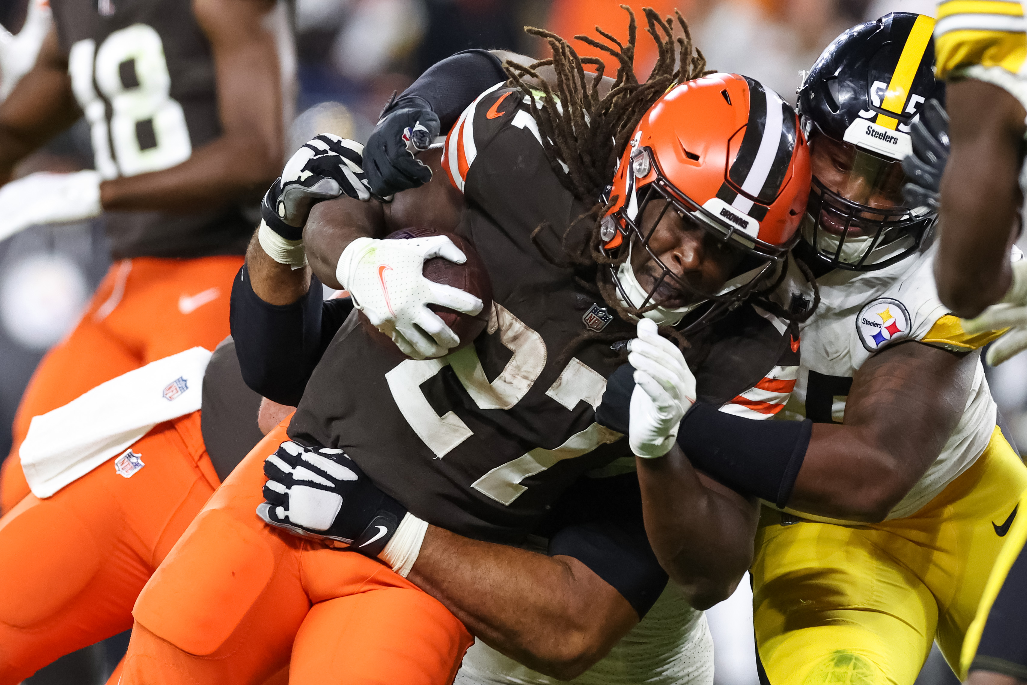 Donovan Mitchell Smashed A Guitar Before Browns-Steelers