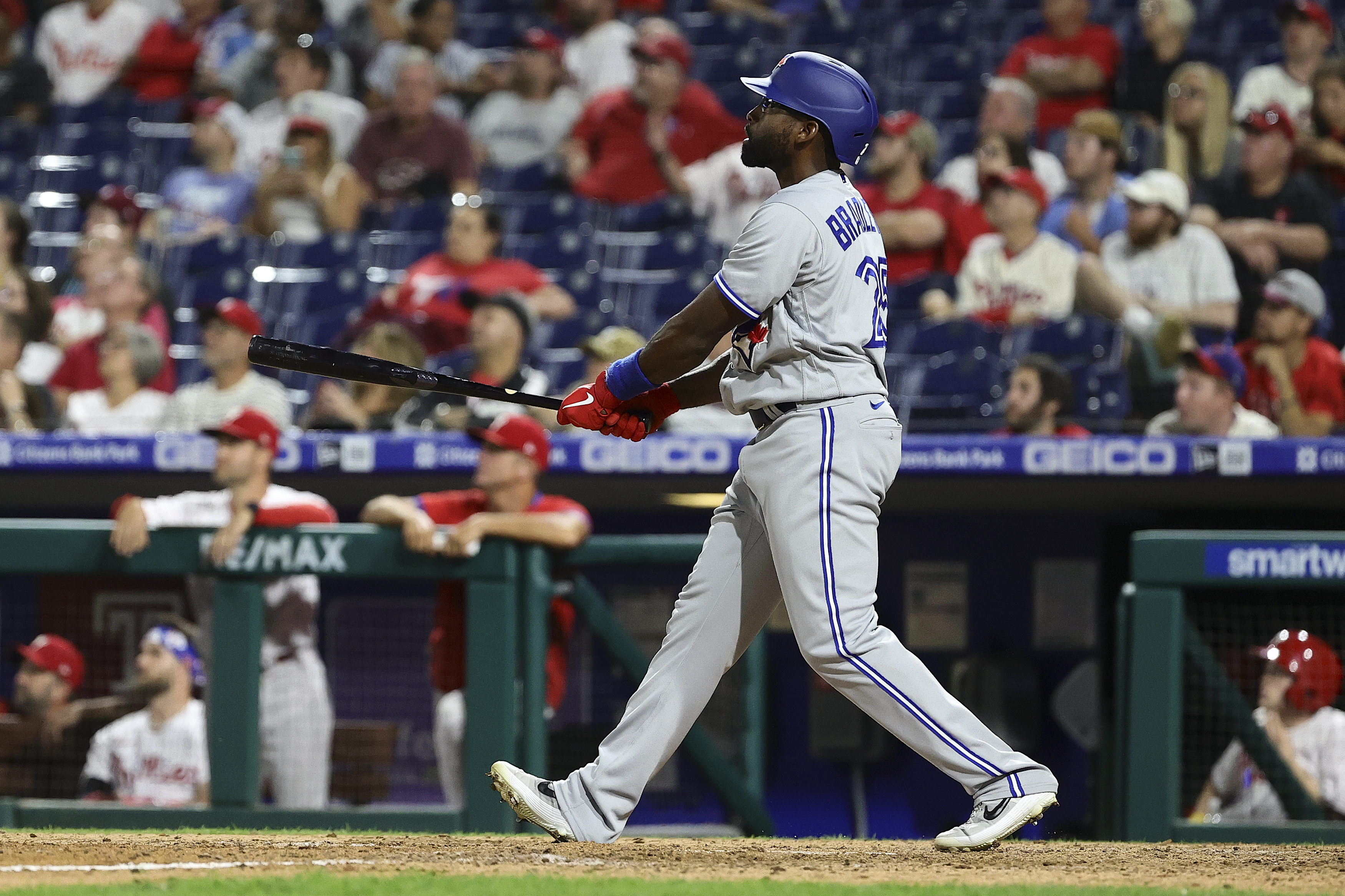 Bryce Harper homers twice as Phillies pound Blue Jays