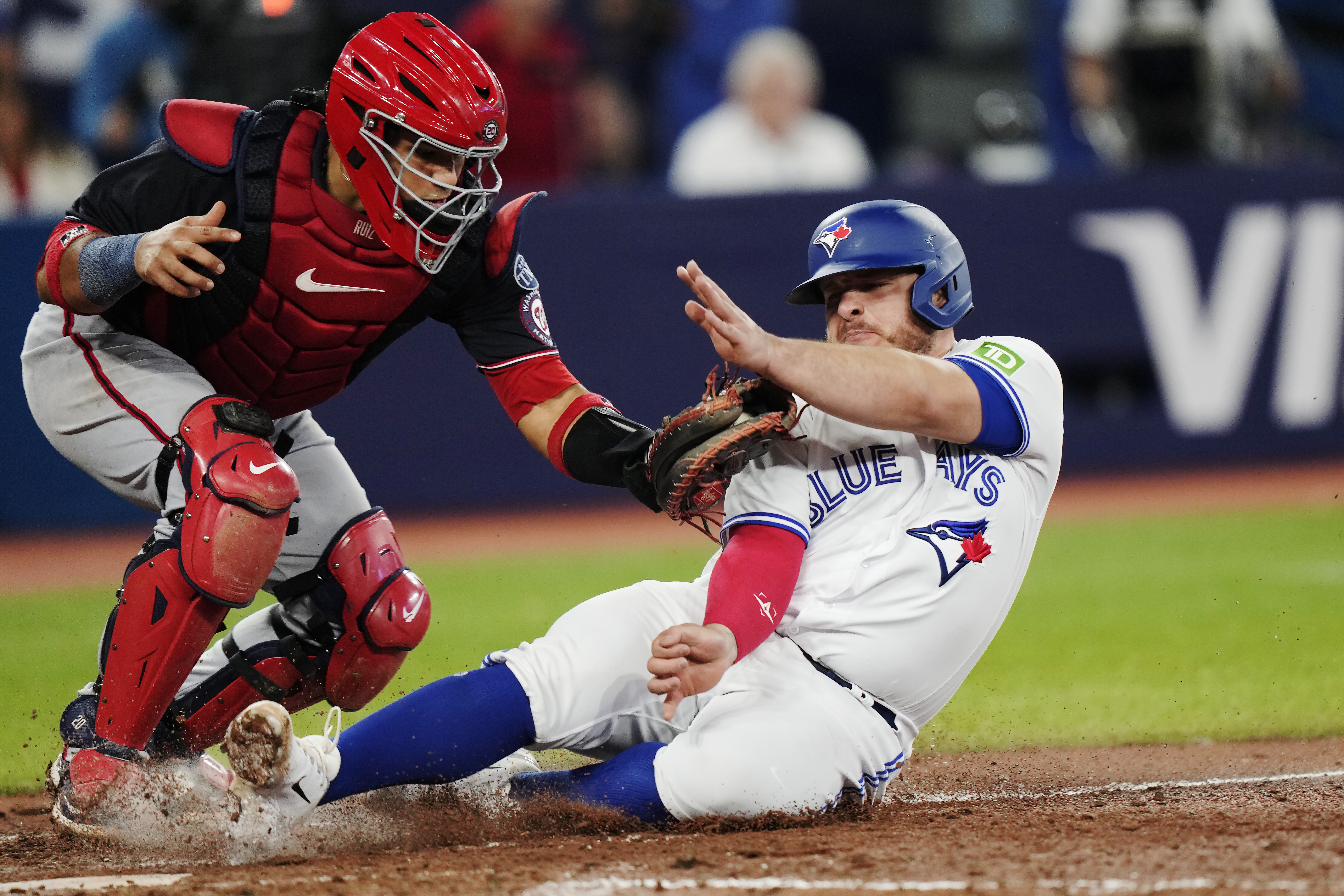 Catcher Alejandro Kirk returns to Blue Jays roster after stint on