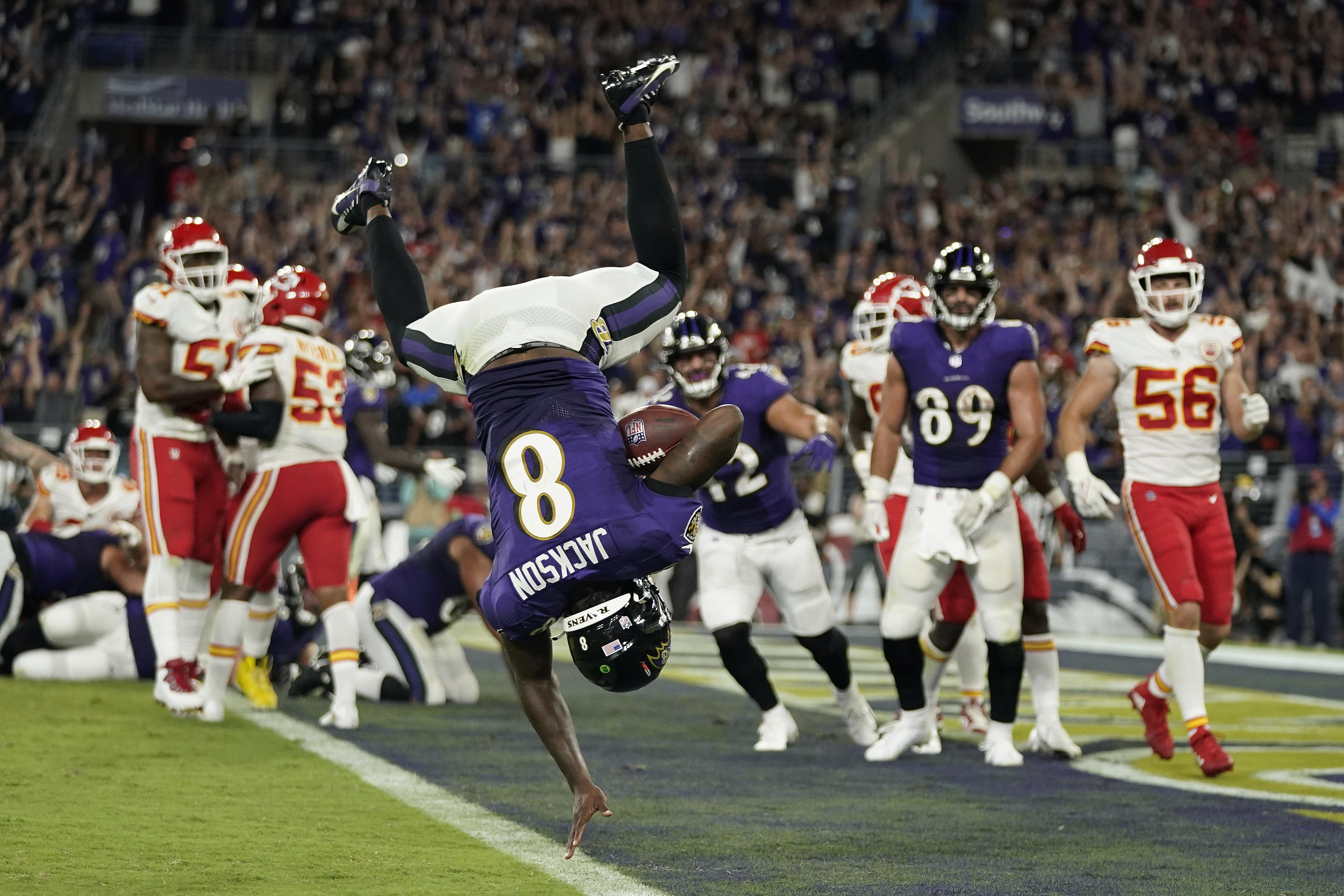 Jackson's legs, Ravens defense roll past Seahawks 30-16 - The