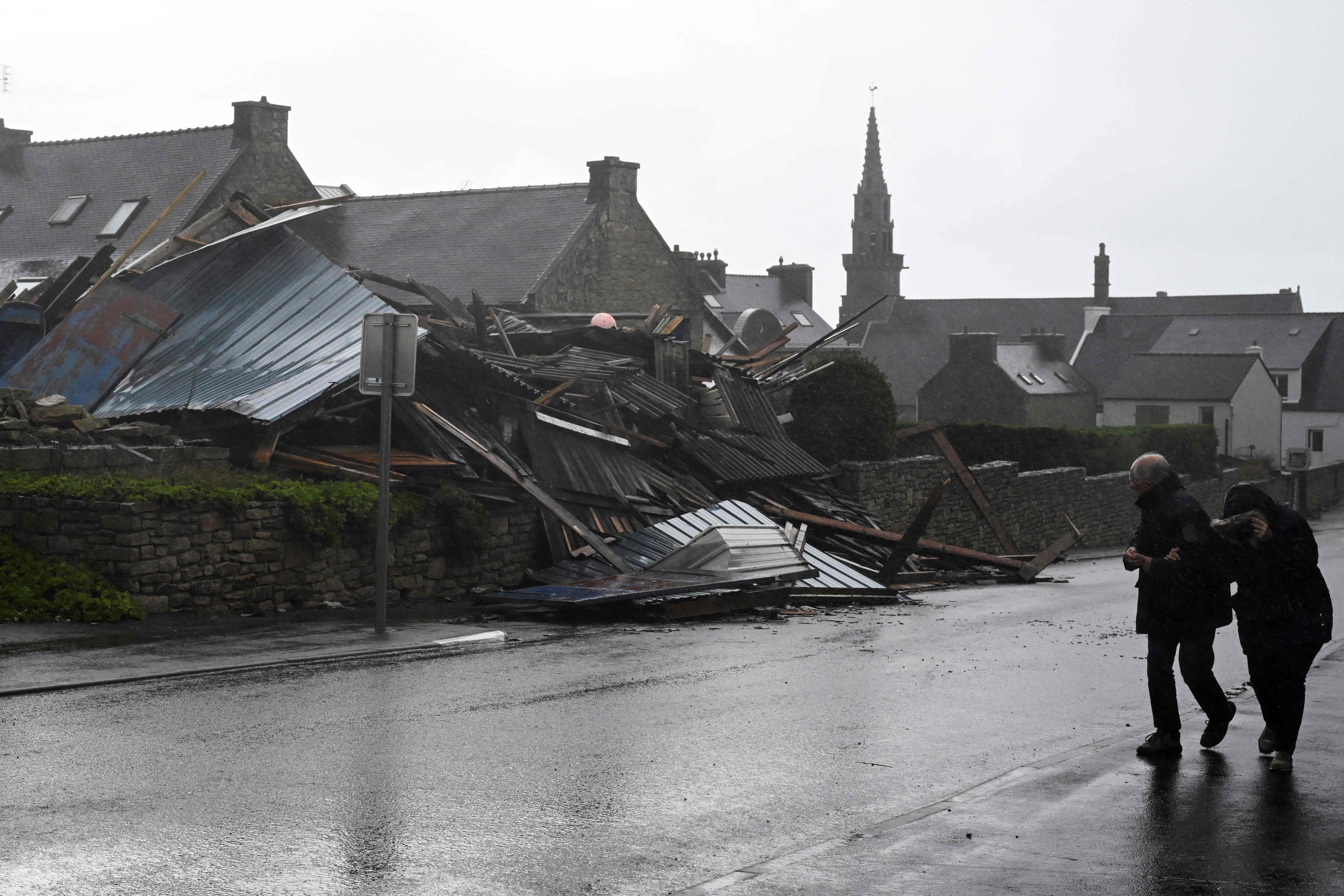 Storm Ciaran whips western Europe, blowing record winds in France, leaving  millions without power - The Globe and Mail