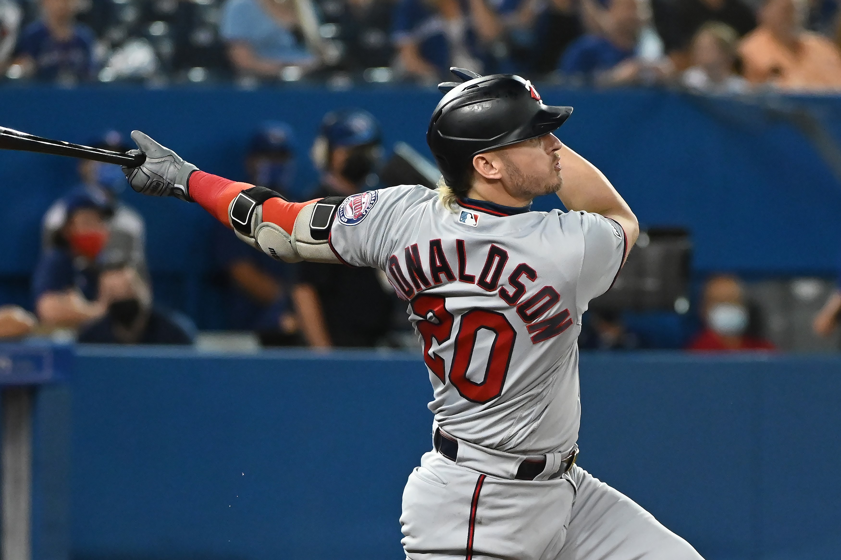 Josh Donaldson returns to Toronto with Atlanta Braves for first time since  2018 trade - The Globe and Mail