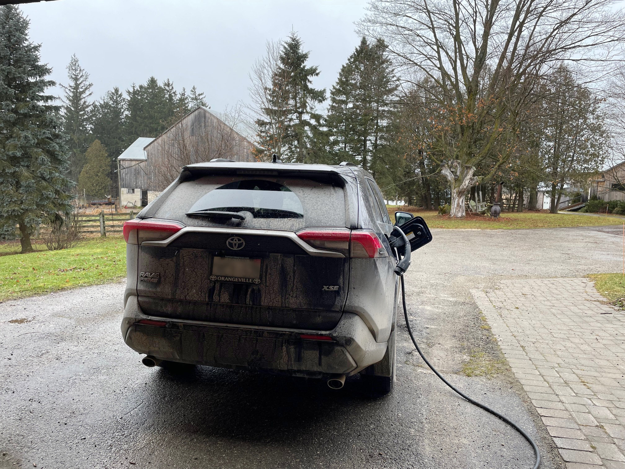 Rav4 electric deals plug in