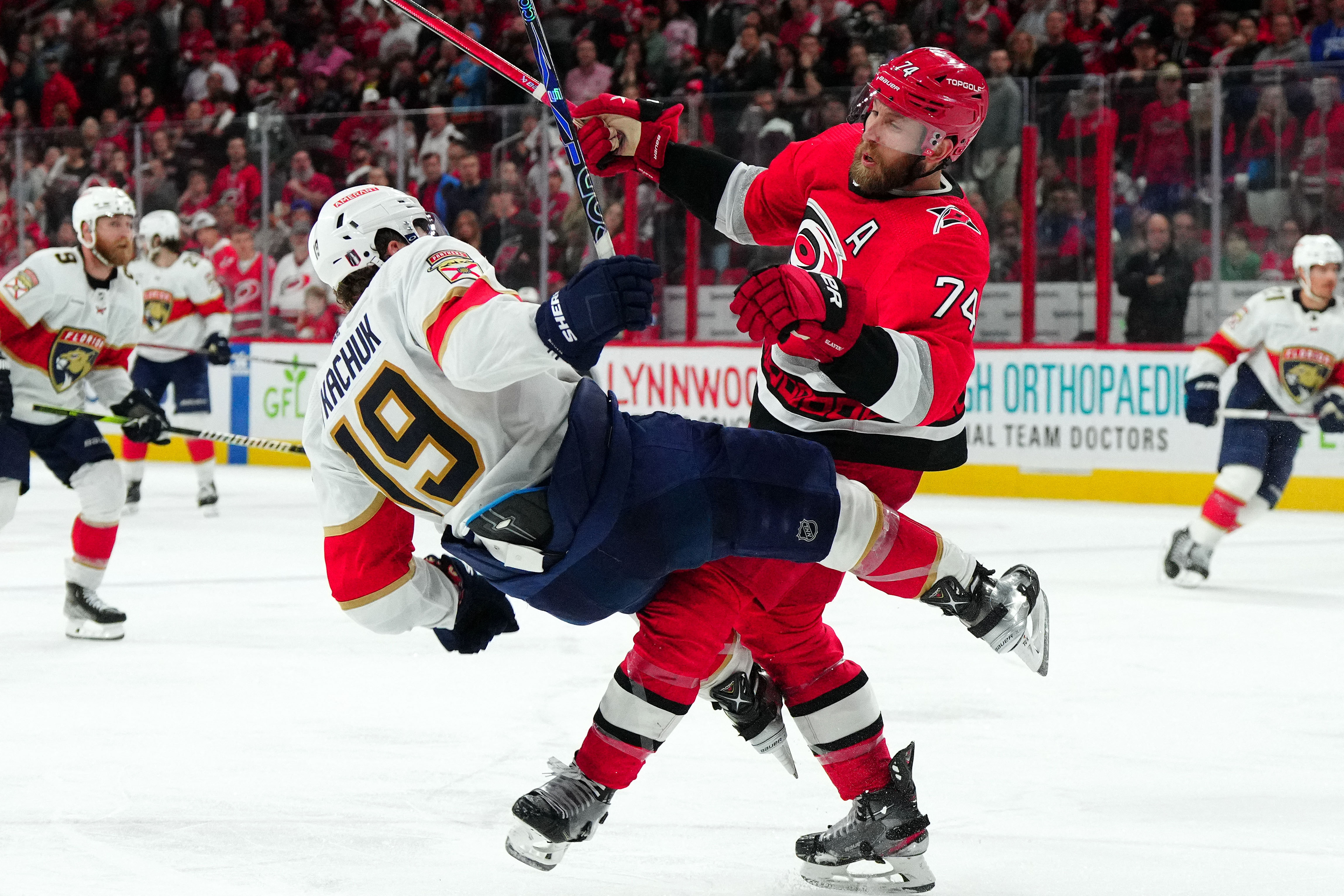 NHL Injury Report Week 19: Aleksander Barkov Out with Hand Injury