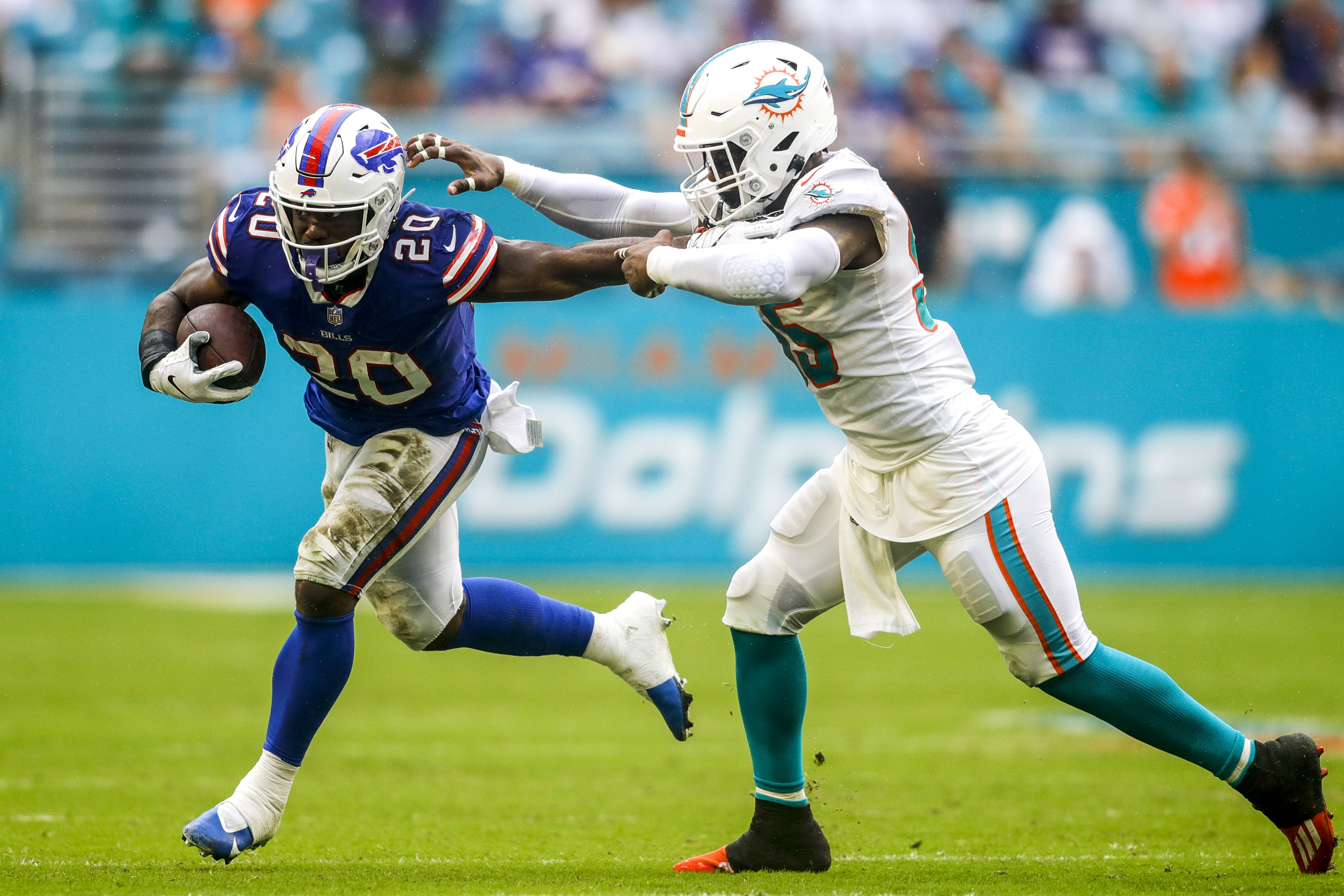 Bills knock out Tua, roll past Dolphins yet again, win 35-0