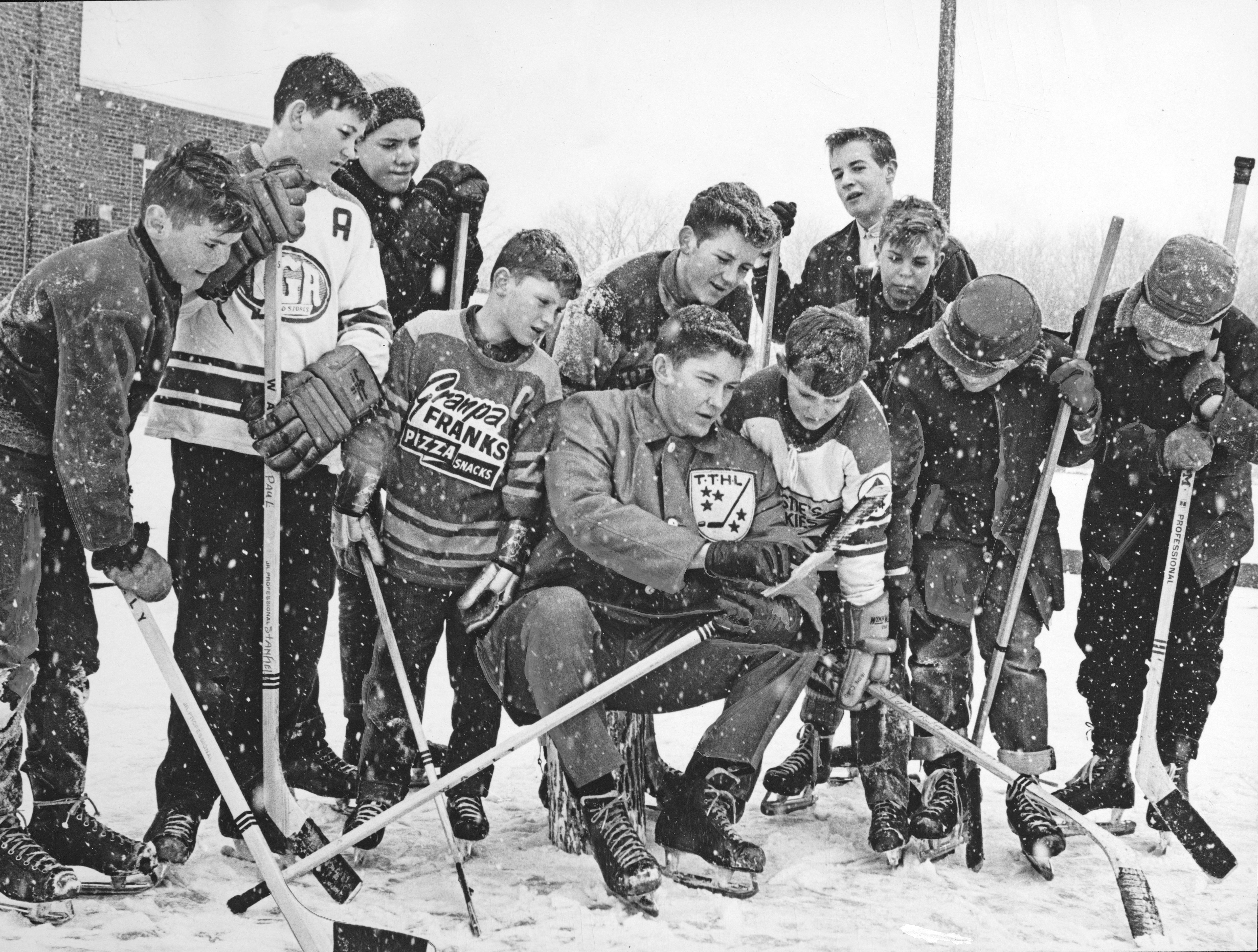 What were your favourite hockey sticks as a kid? These were mine - Article  - Bardown