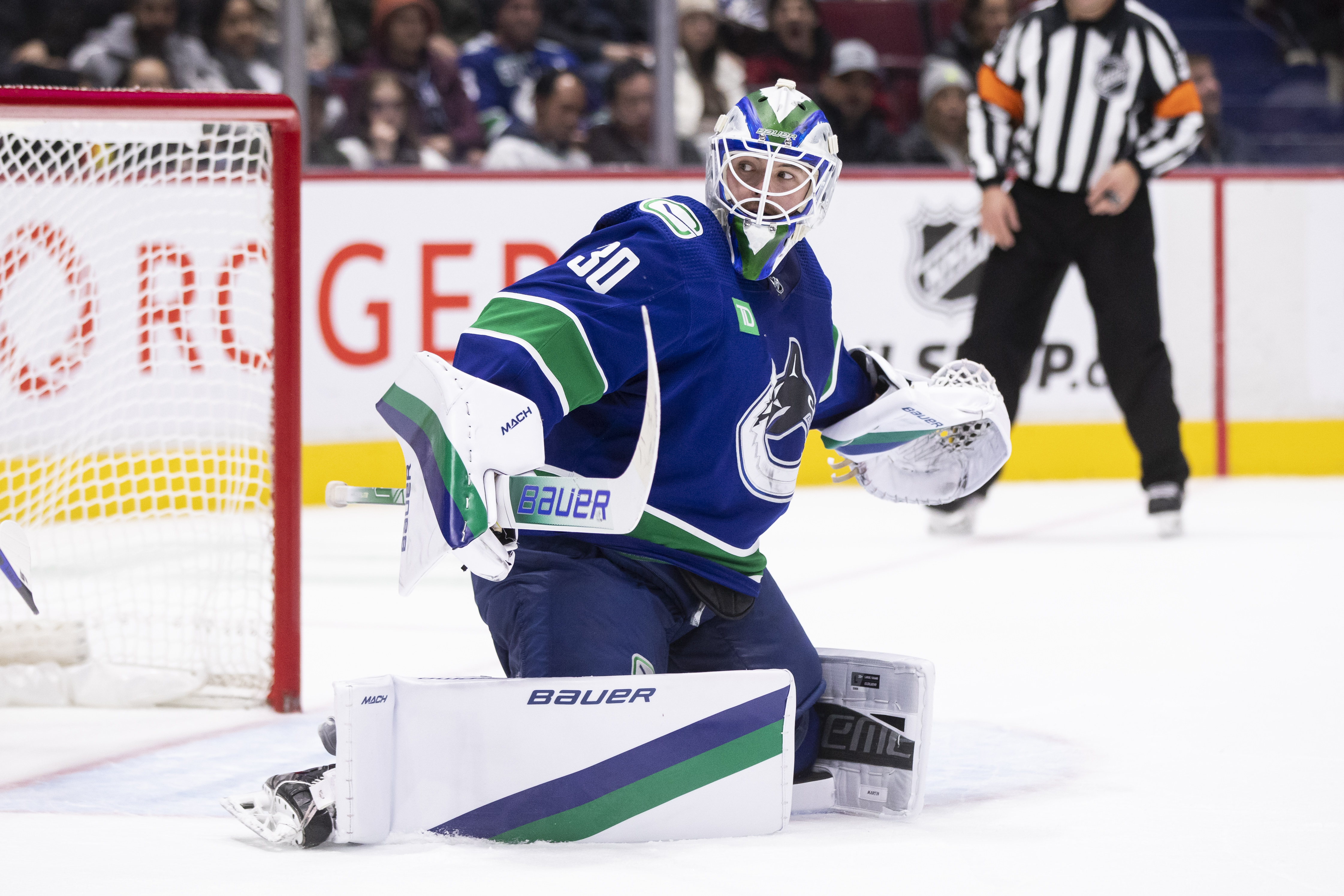 Kuzmenko nets hat trick as Vancouver Canucks down Anaheim Ducks 8-5 - North  Shore News
