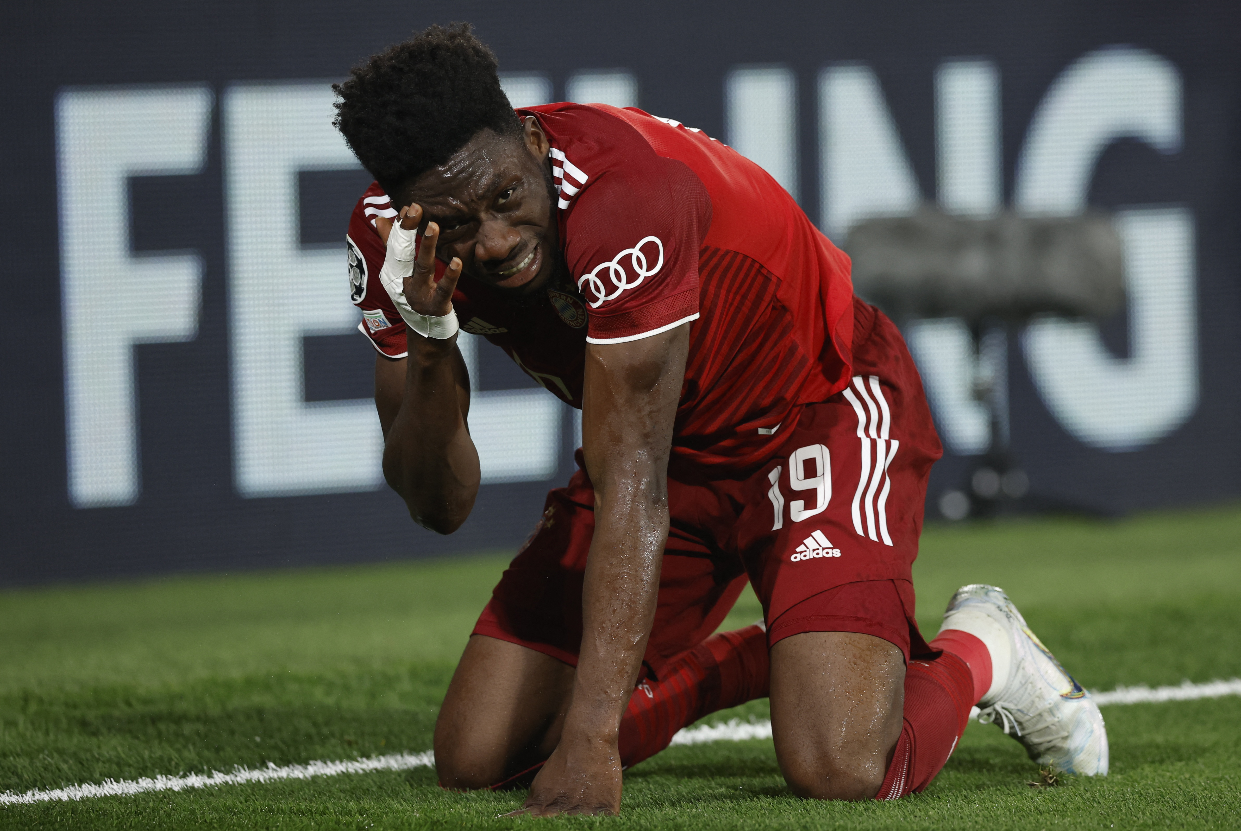 Bayern star Alphonso Davies ready to start for Canada's opener