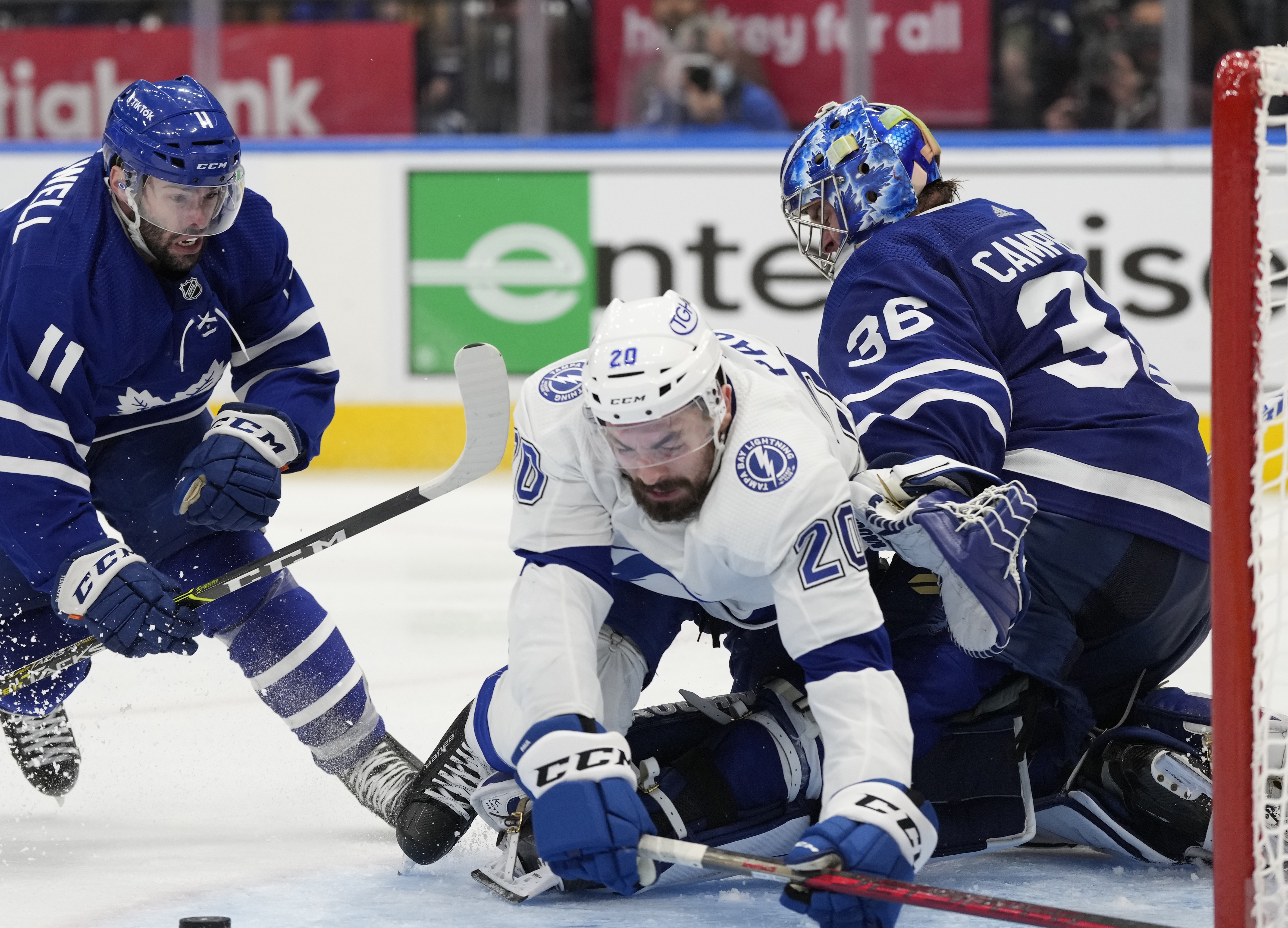 Paul scores 2, Tampa Bay Lightning hold off Maple Leafs 2-1 in Game 7
