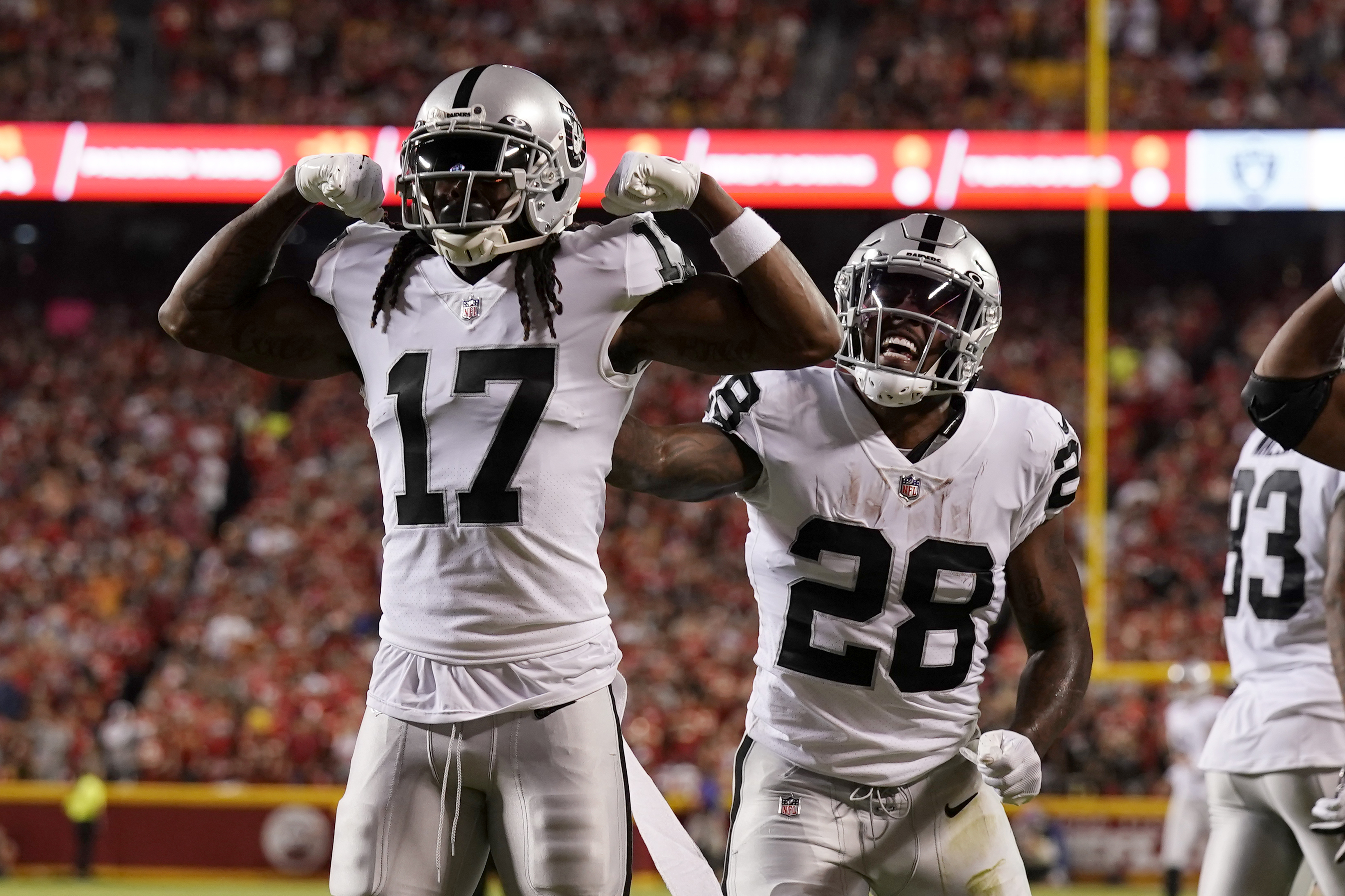 Davante Adams Wants To Be the King of Consistency, Raiders