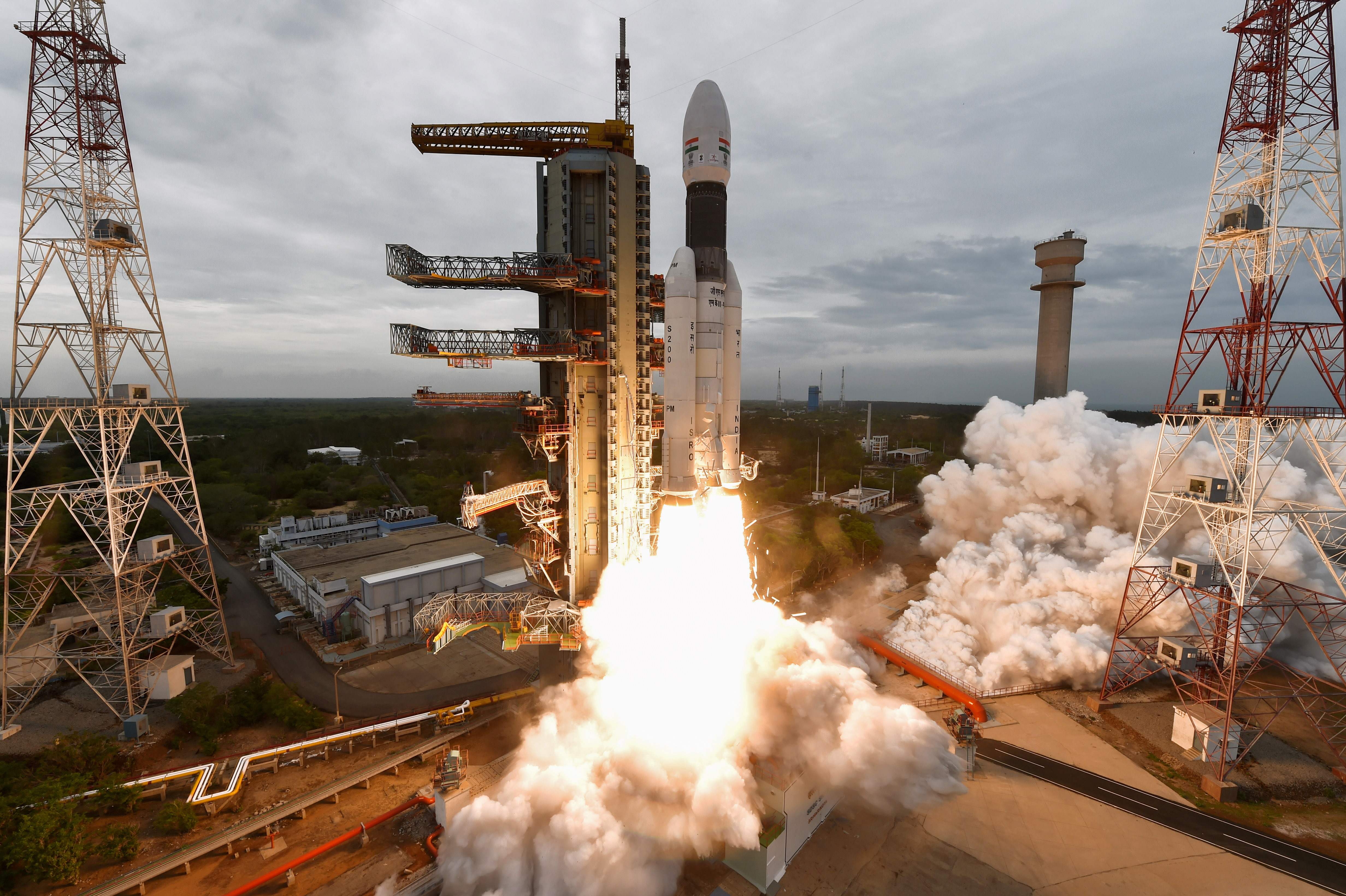 India blasts Chandrayaan-3 lander toward moon's south pole
