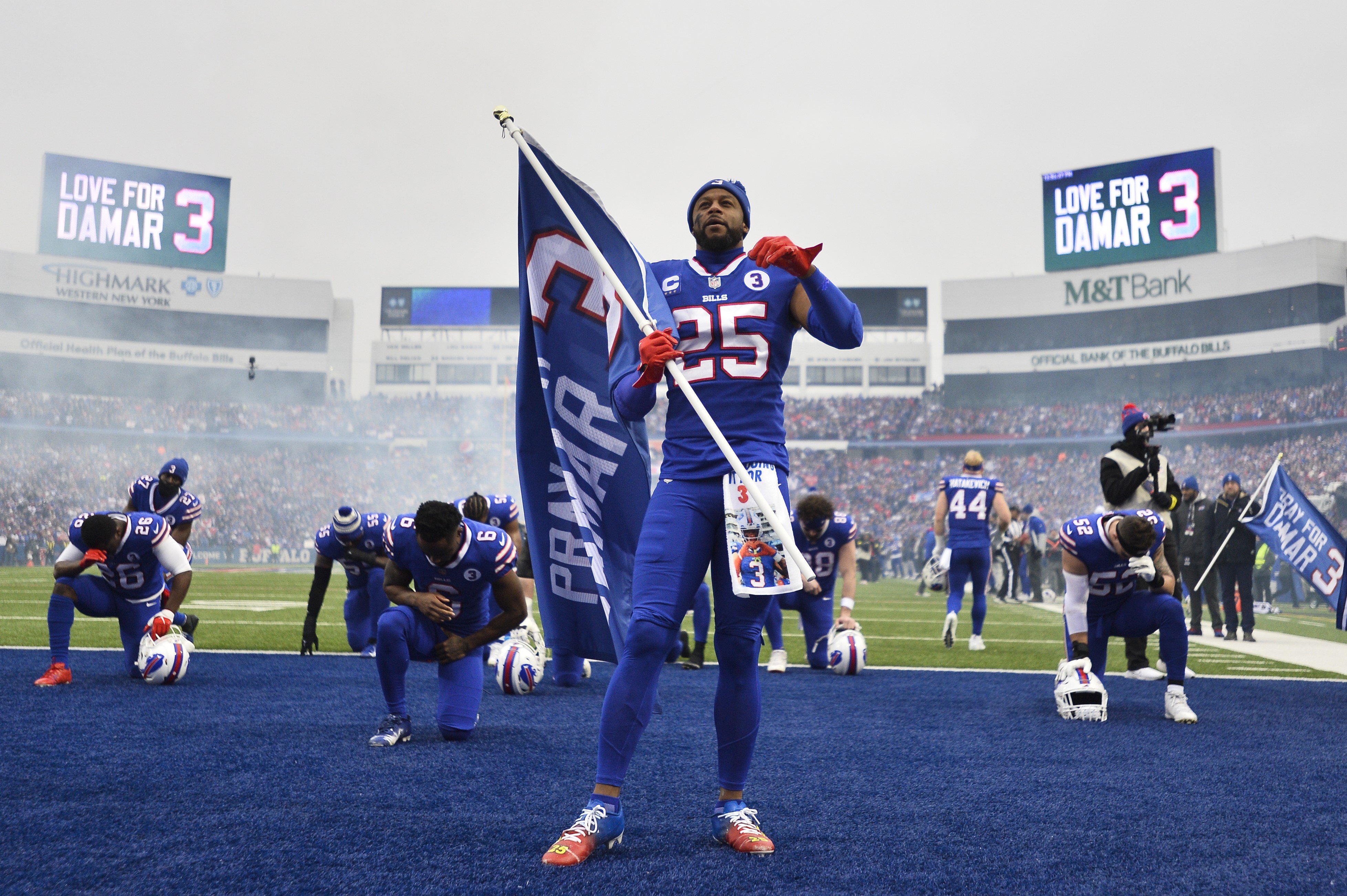 Buffalo Bills running back and North Carolina native Nyheim Hines brings  positivity following Damar Hamlin update - ABC11 Raleigh-Durham