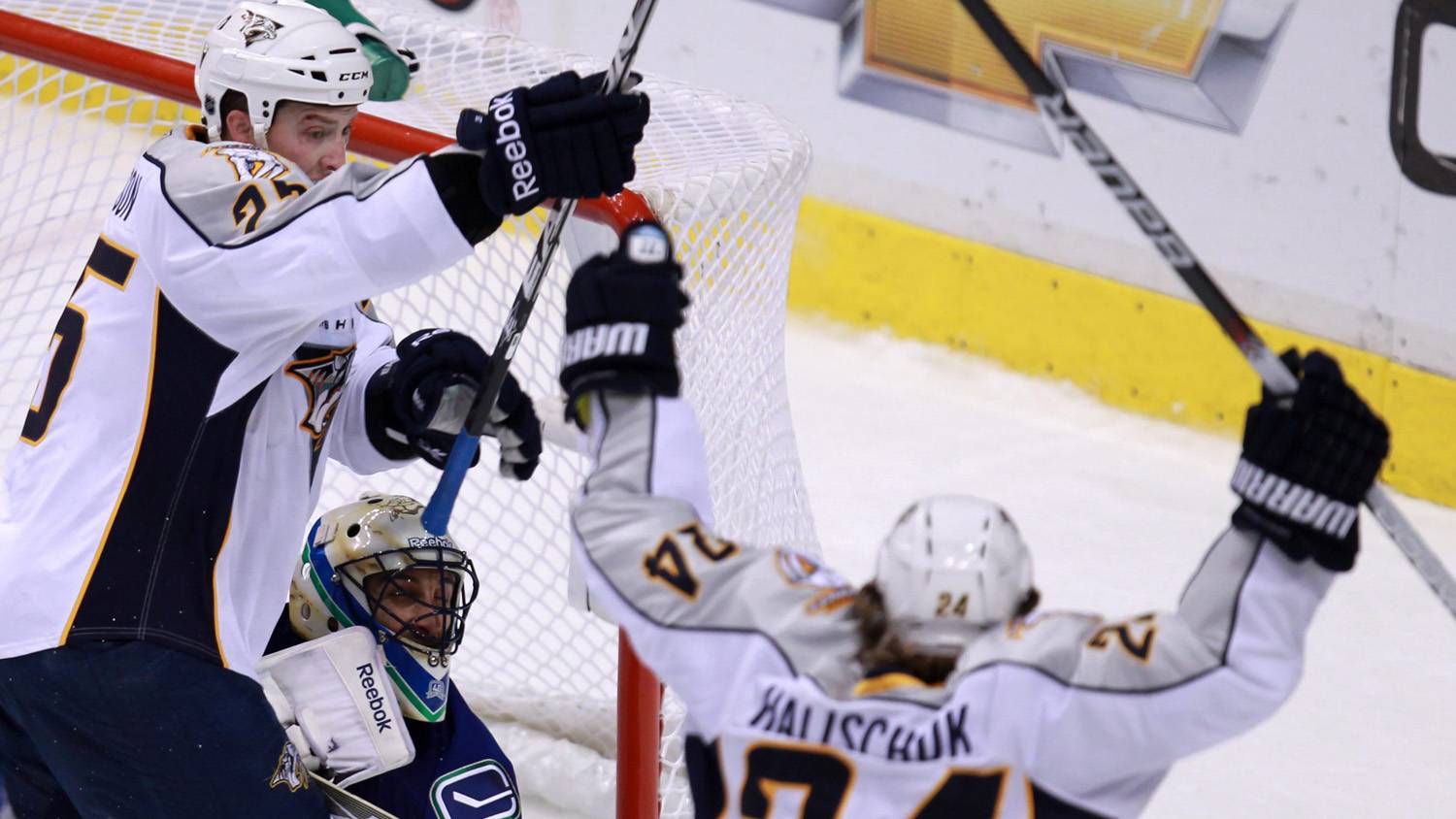 Bieksa's ugly goal looks pretty as Canucks head to Stanley Cup final - The  Hockey News
