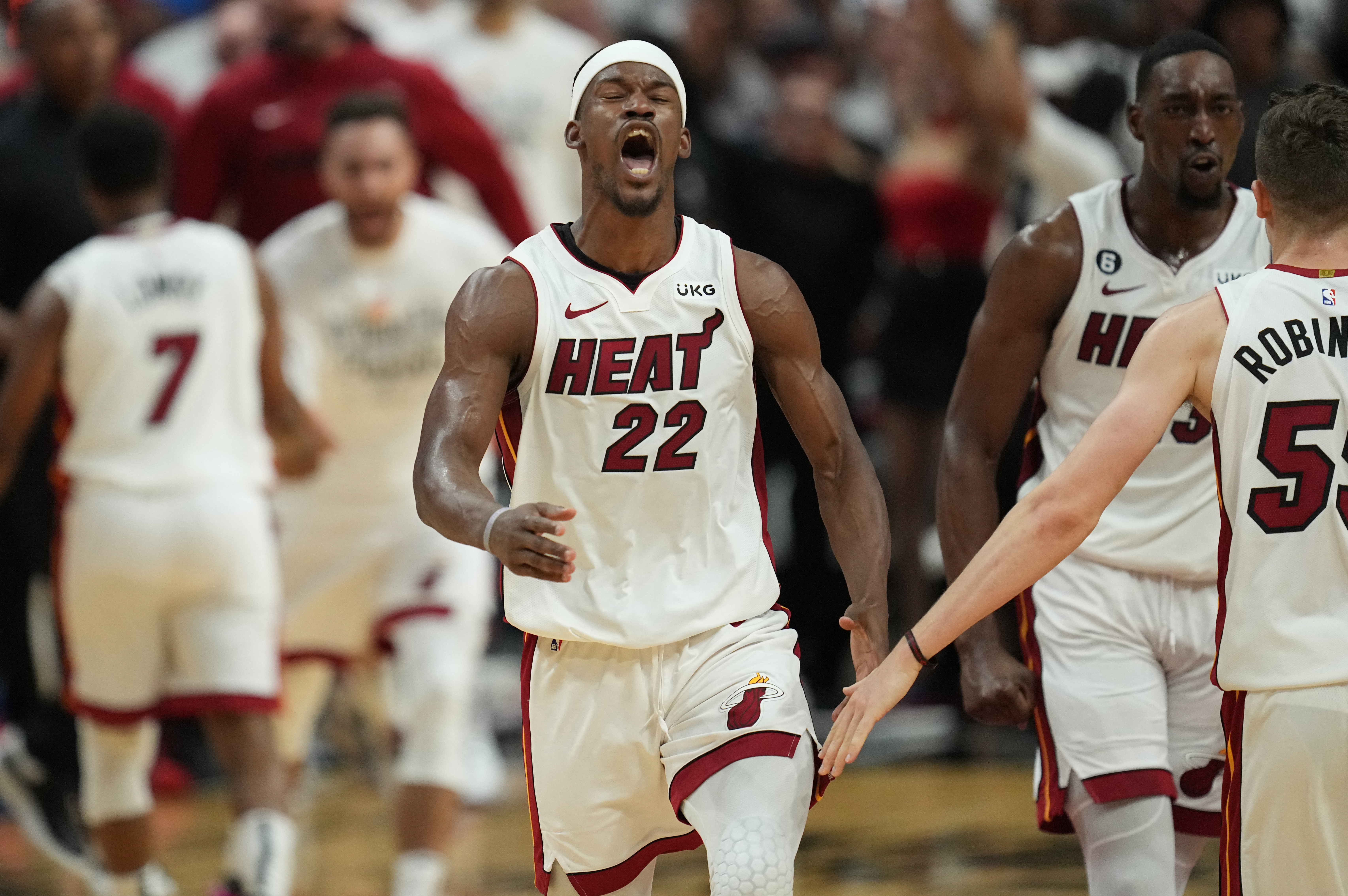 Jimmy Butler scores 56 as Heat stun Giannis, Bucks, 119-114, in Game 4