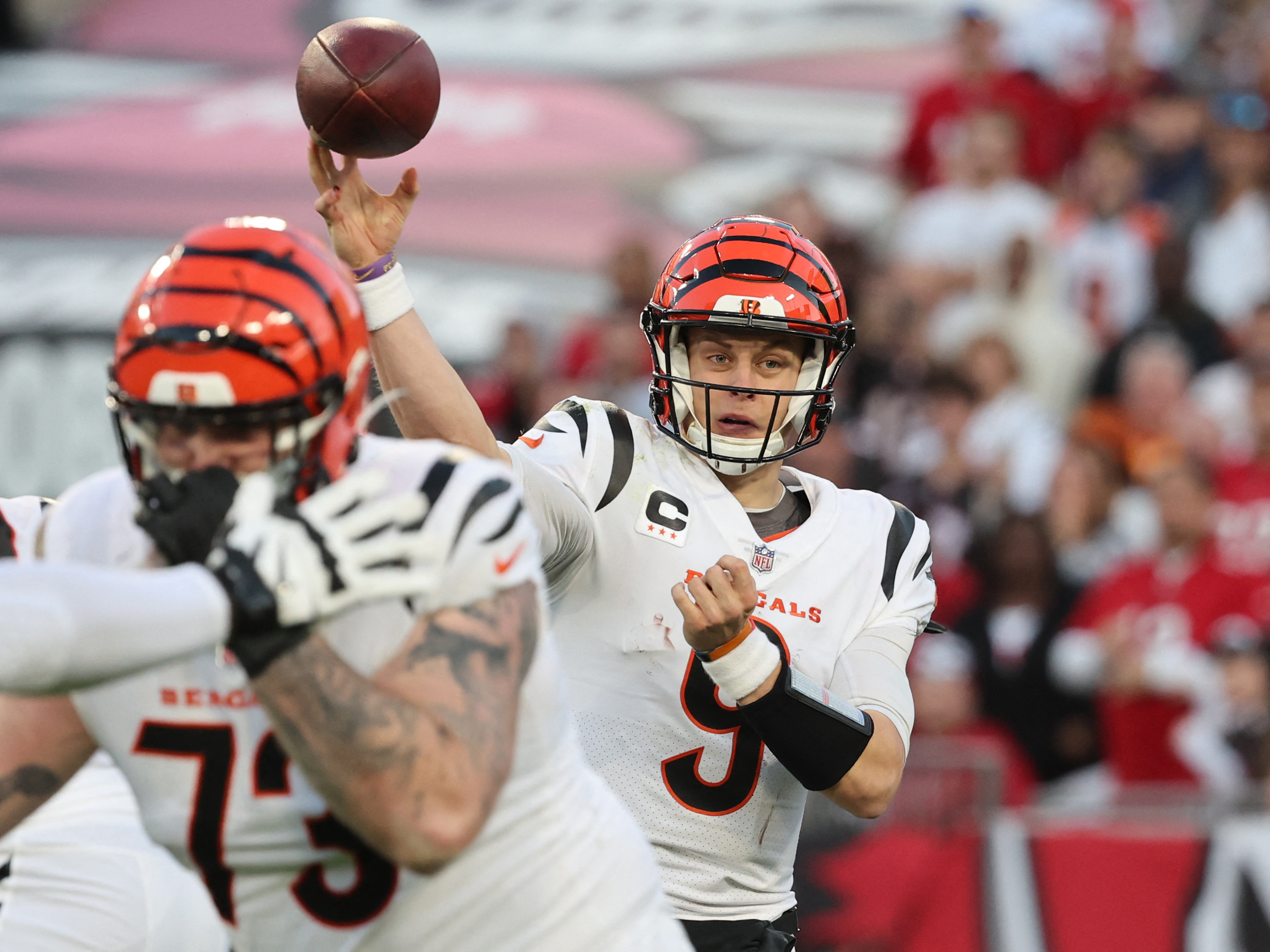 Burrow throws for 4 TDs, Bengals rally past Buccaneers 34-23