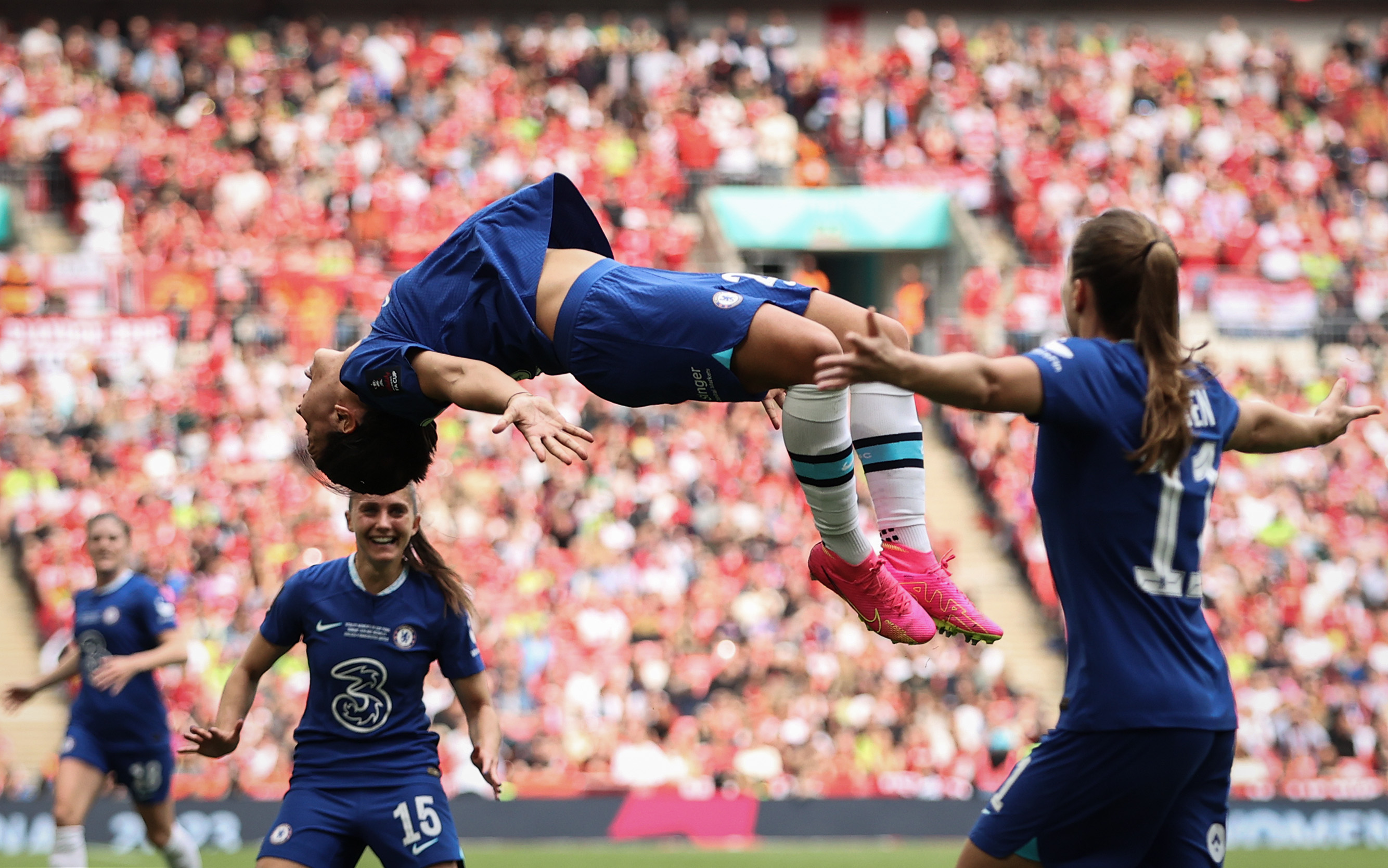 Record Crowd Watches Chelsea Beat Man United 1-0 In Women'S Fa Cup Final -  The Globe And Mail