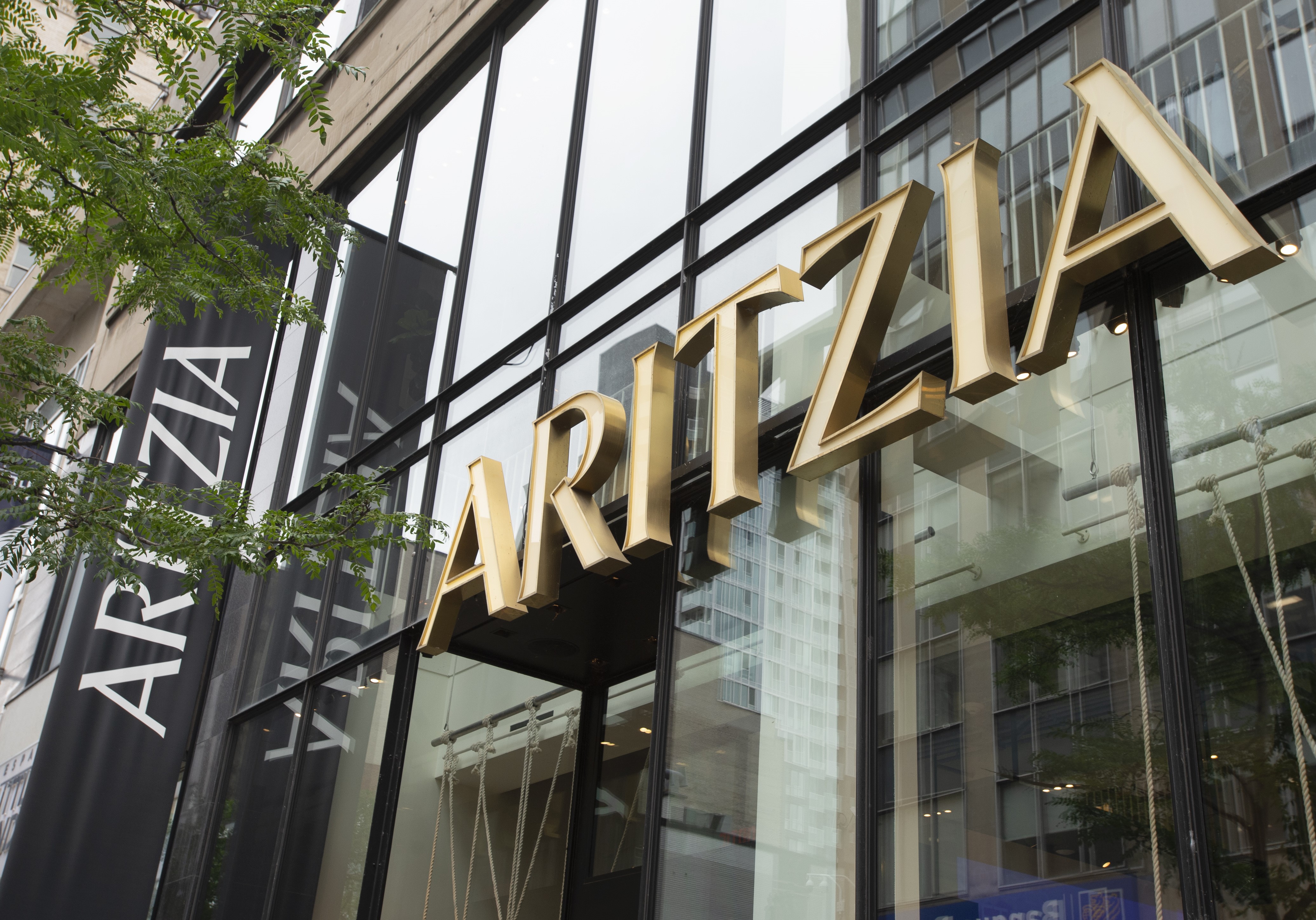 Aritzia Inc. - The Globe and Mail