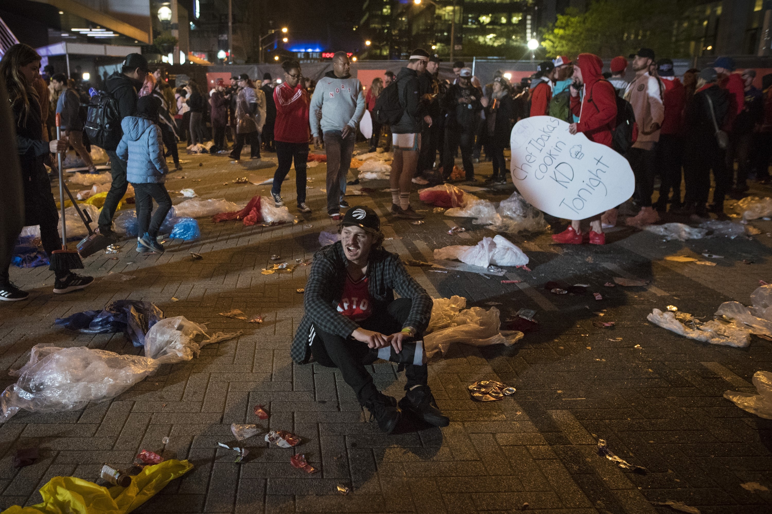 In Photos: Excitement, Frustration On And Off The Court As Raptors Lose ...