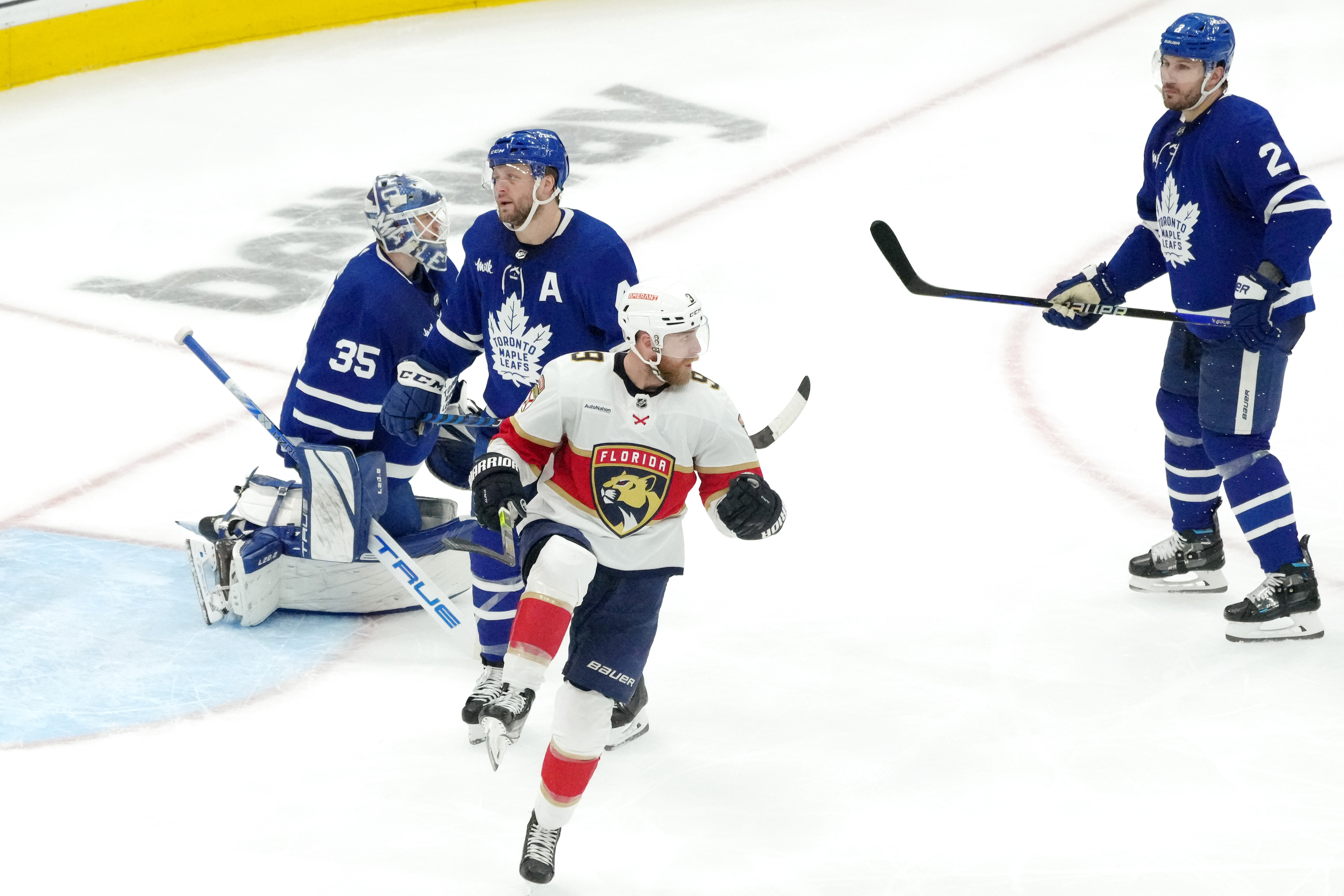 Florida Panthers take early series lead over Maple Leafs with 4-2 win