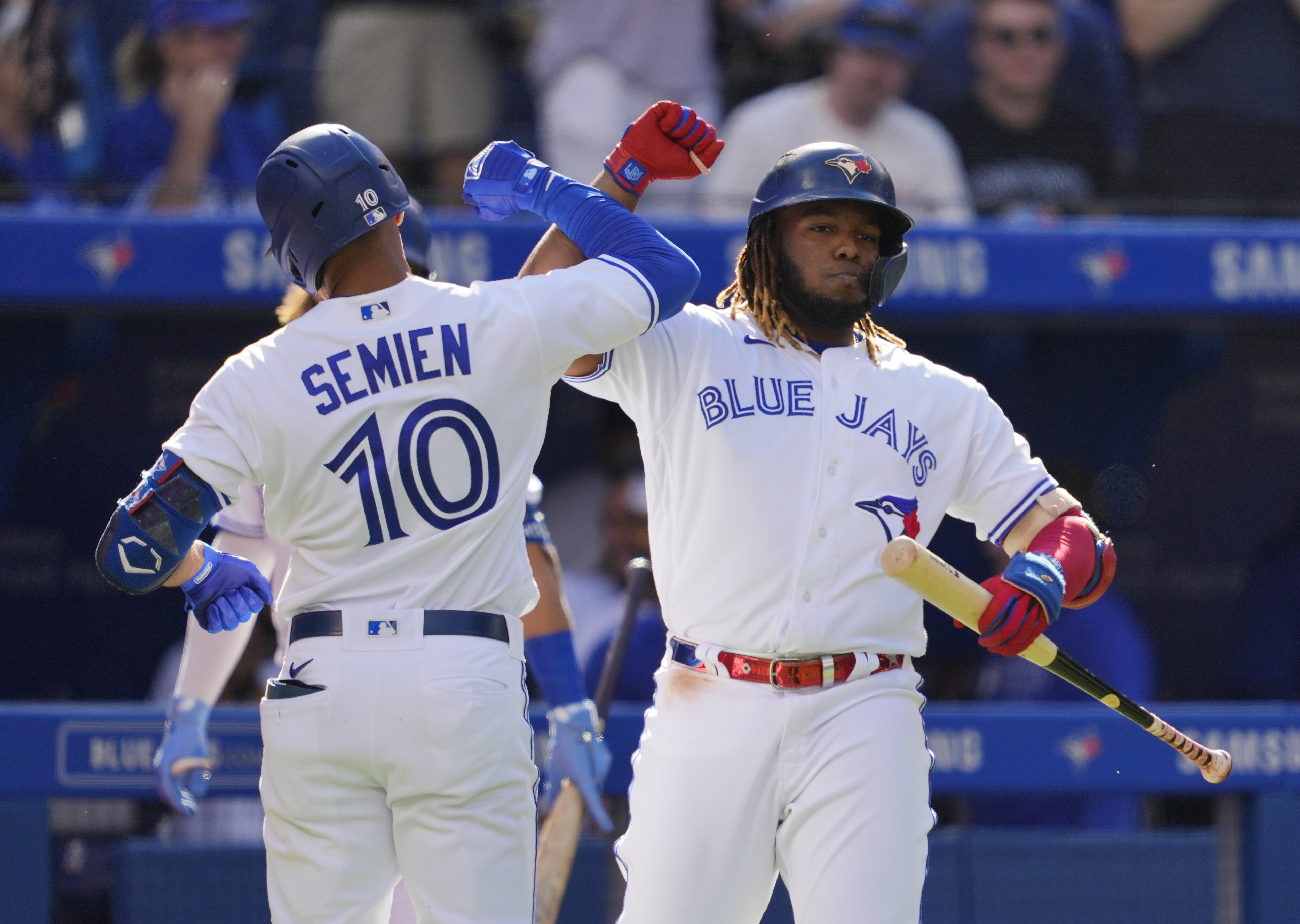 Josh Donaldson hits three homers as Toronto Blue Jays sweep Minnesota Twins  