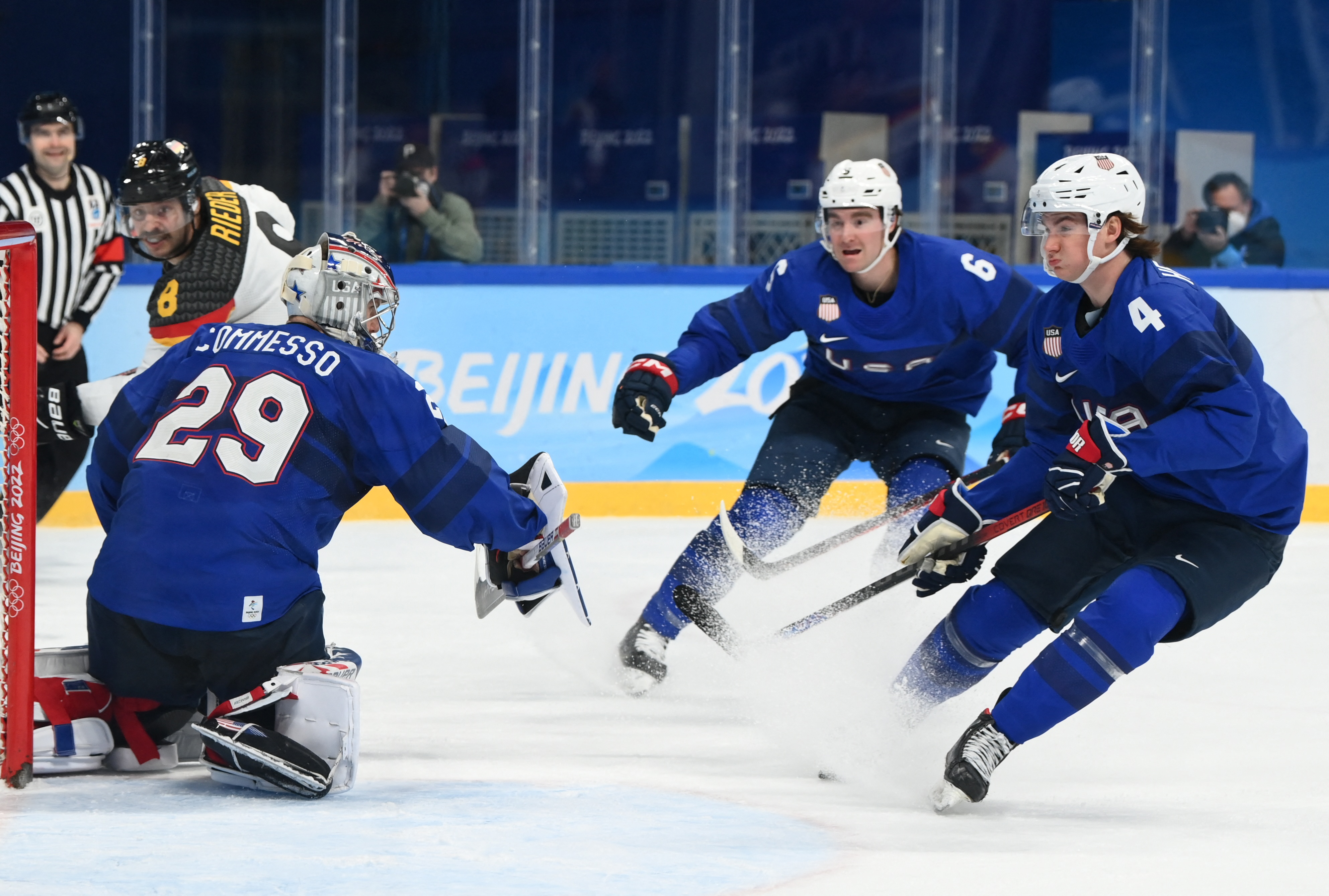U.S. men's hockey's Jake Sanderson makes it to Olympics after COVID-19