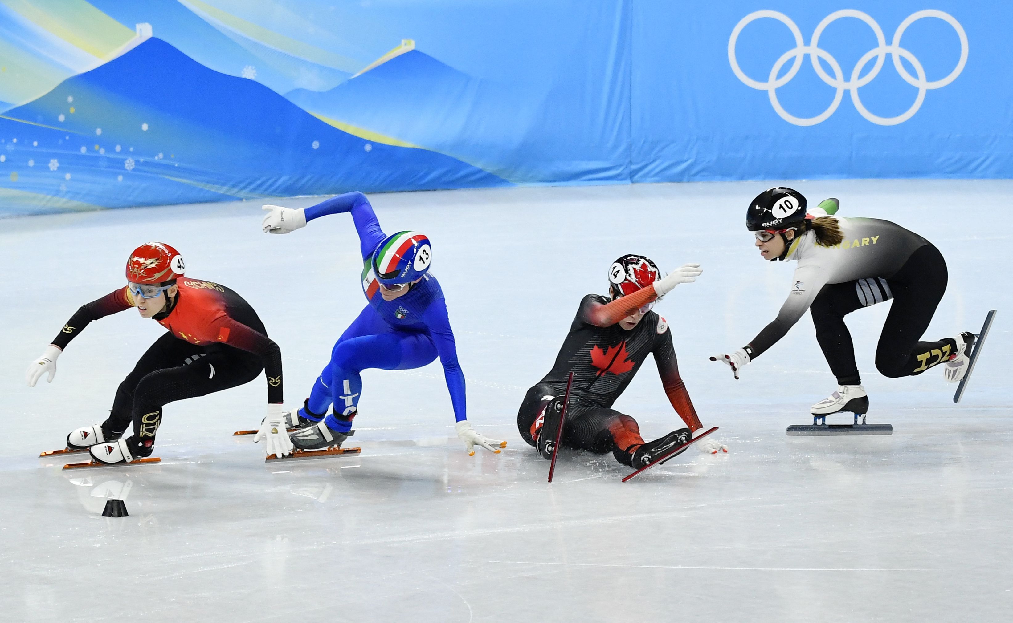 In Photos: Team Canada Picks Up First Medal In Beijing And Other ...