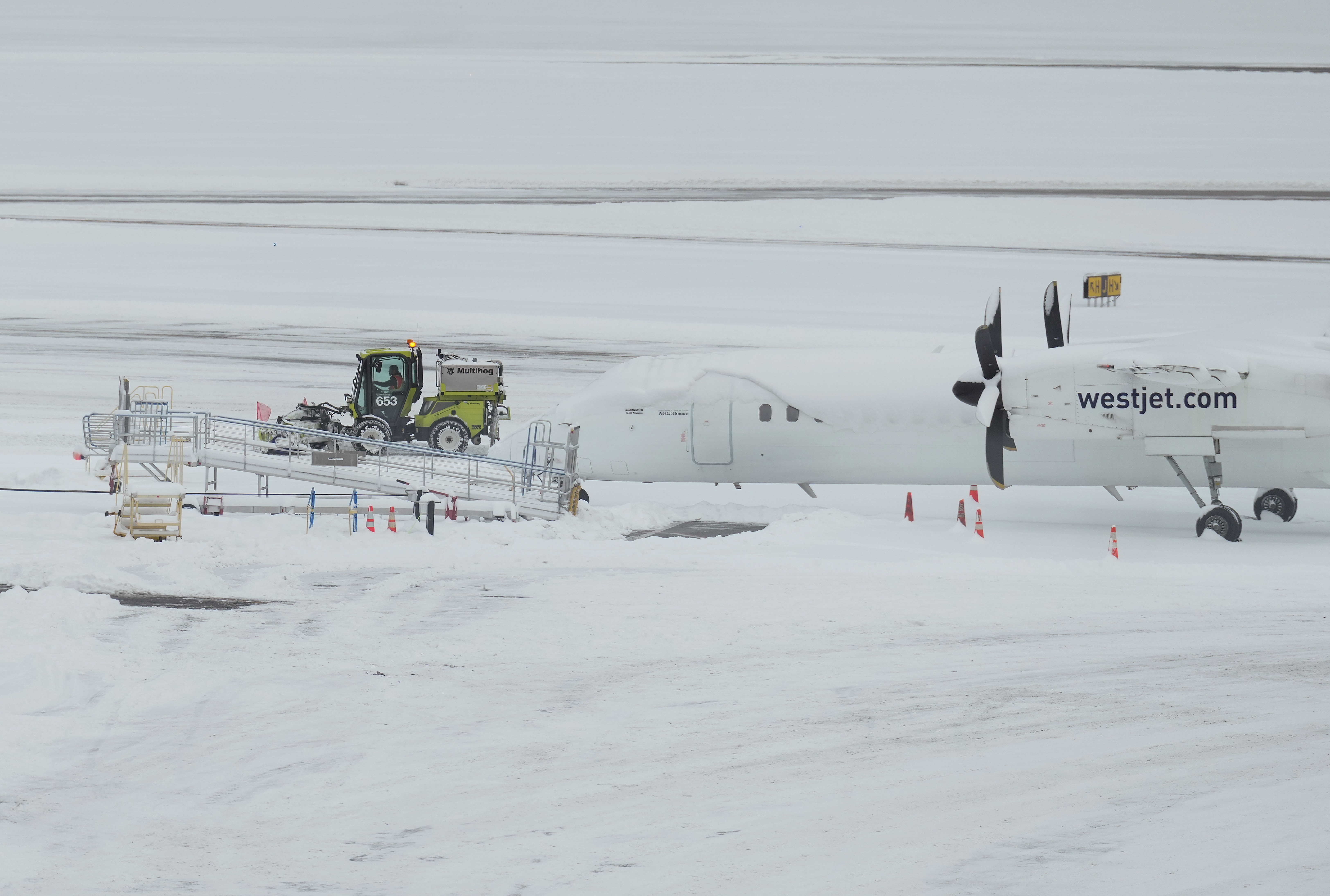 WestJet cancelling B.C. Ontario Quebec flights for Friday as