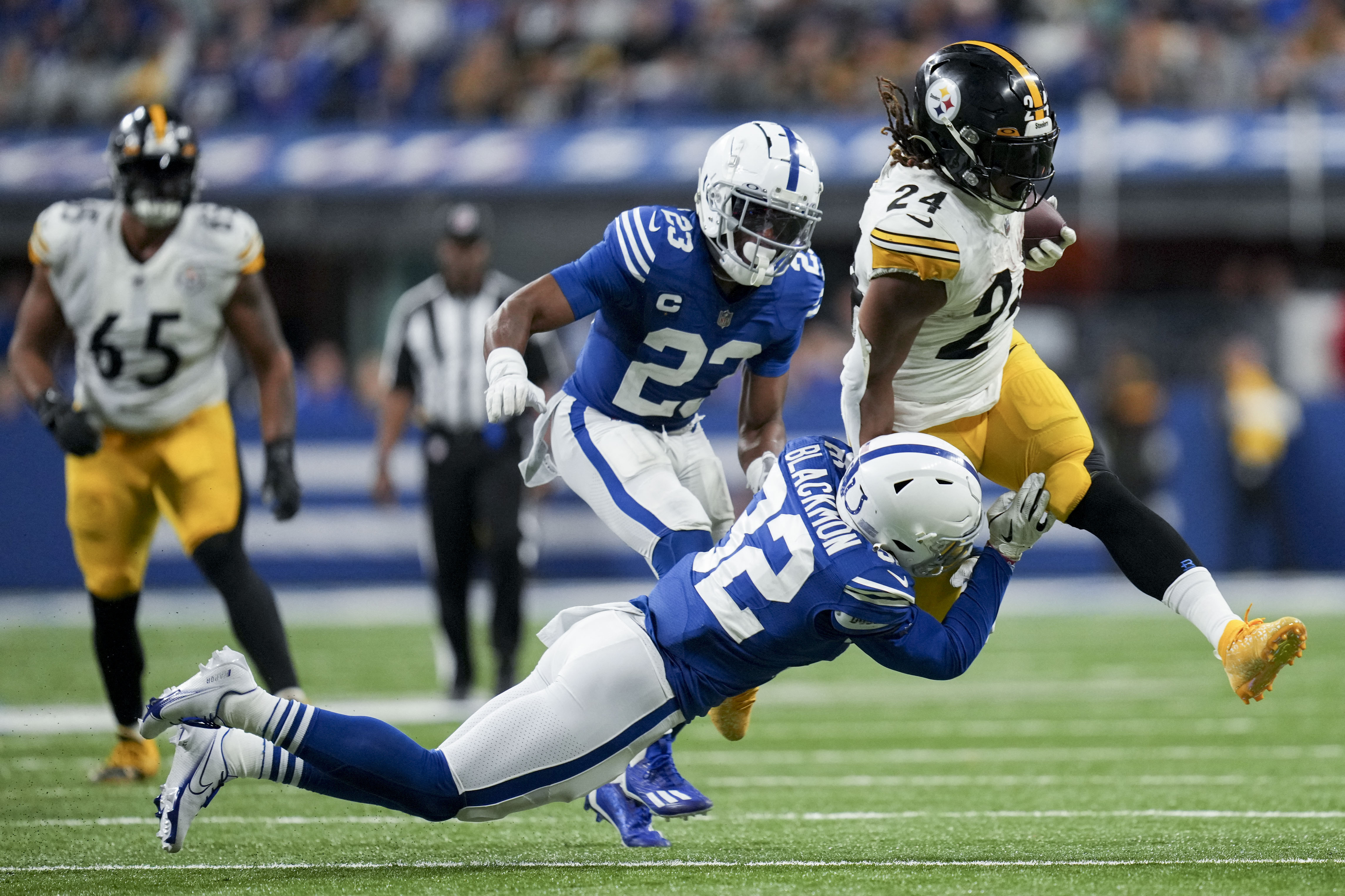 Snell runs for go-ahead TD, Steelers hold off Colts 24-17 - Hawaii  Tribune-Herald