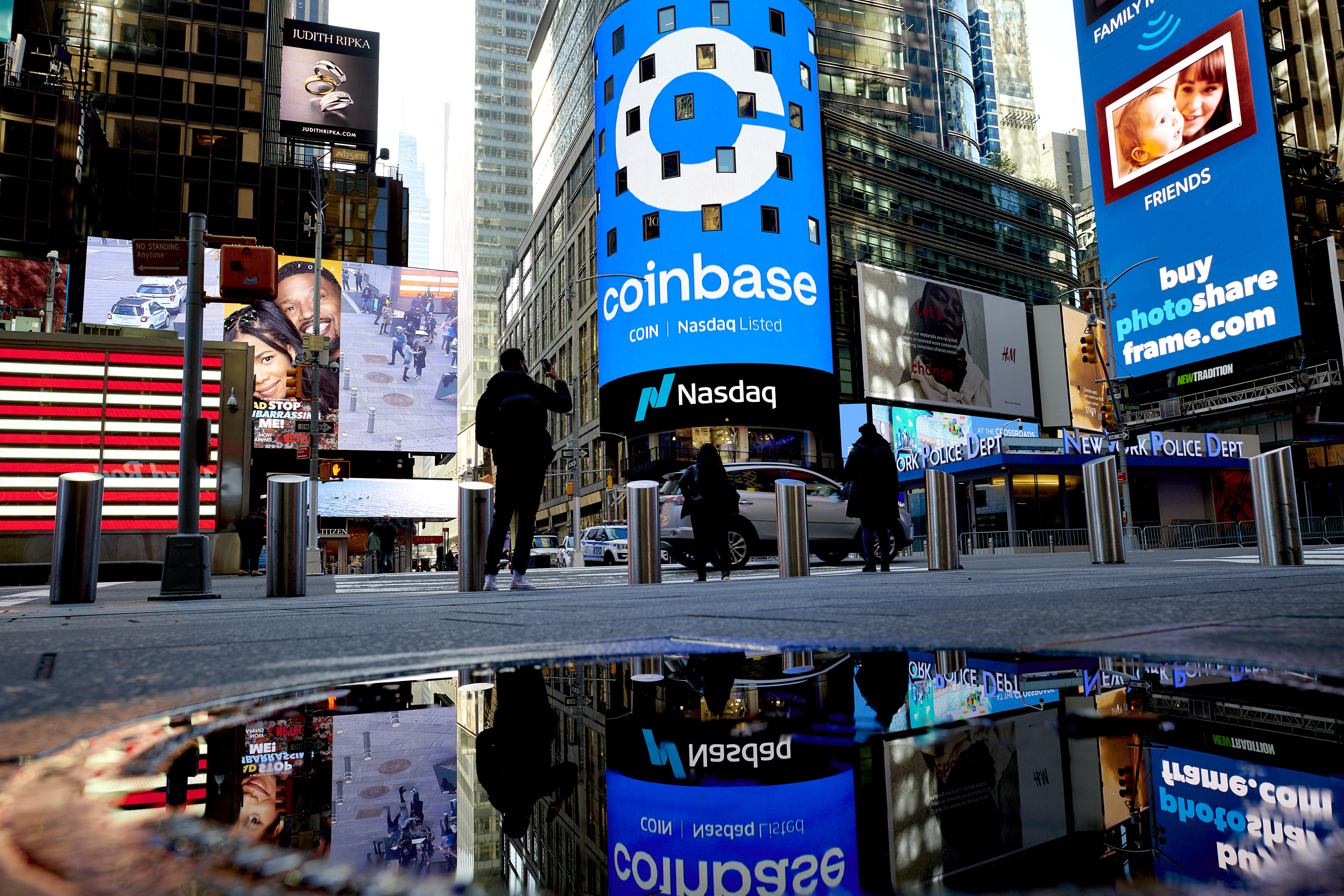 Coinbase stock leaps after crypto exchange wins key license in