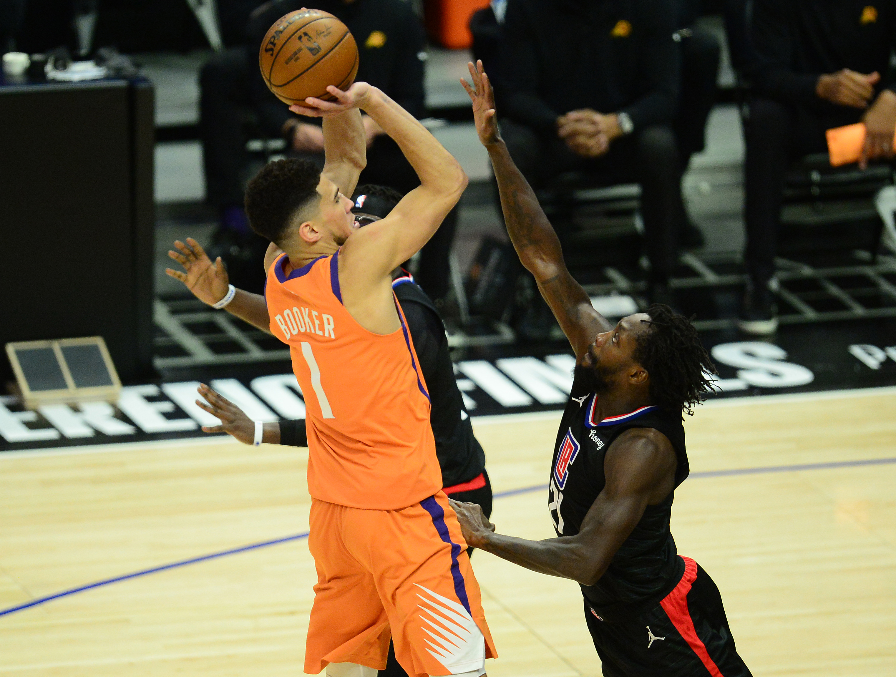 Paul leads Suns past Clippers 130-103, into NBA Finals