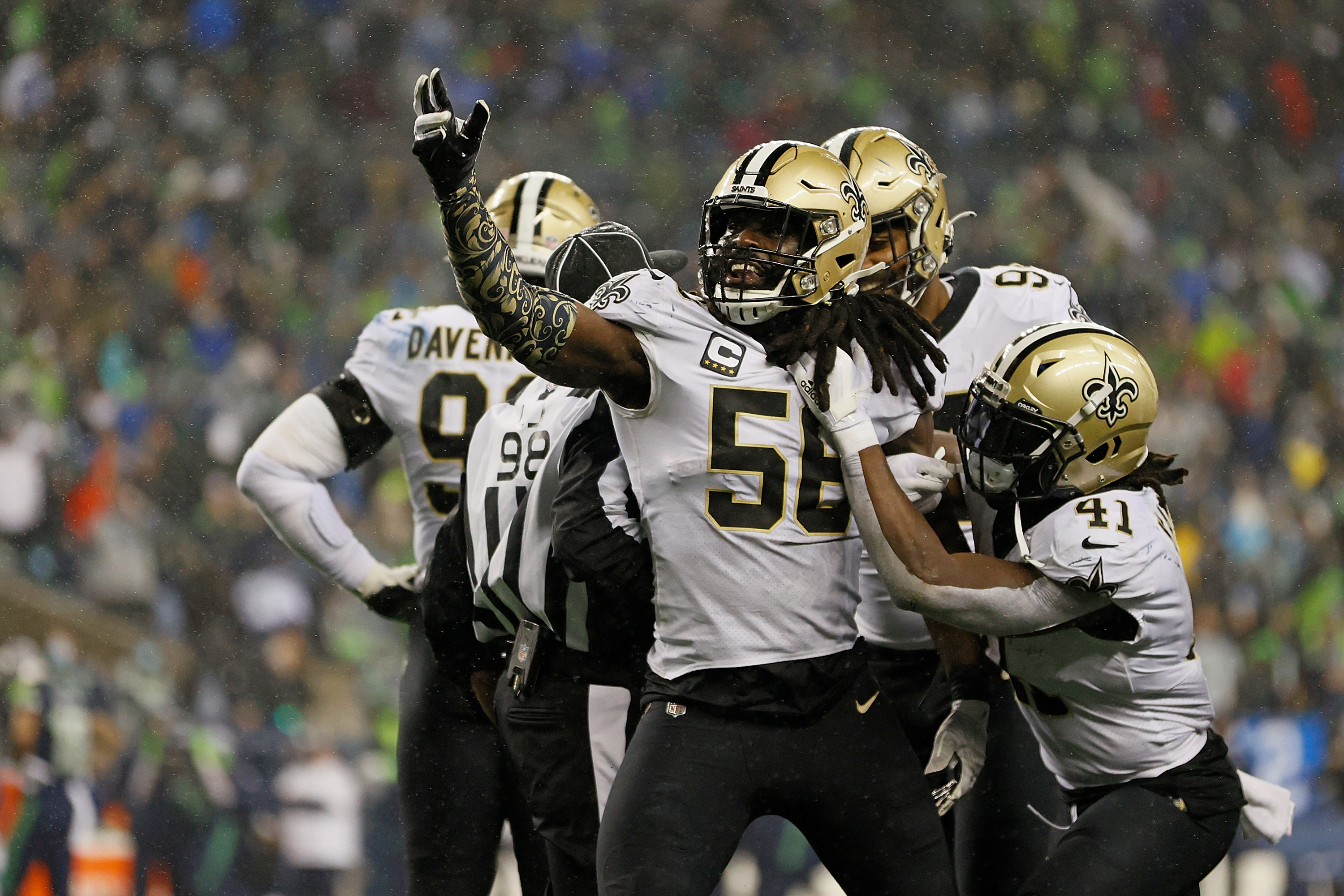 Saints capitalize on Seahawks' mistakes for 13-10 win