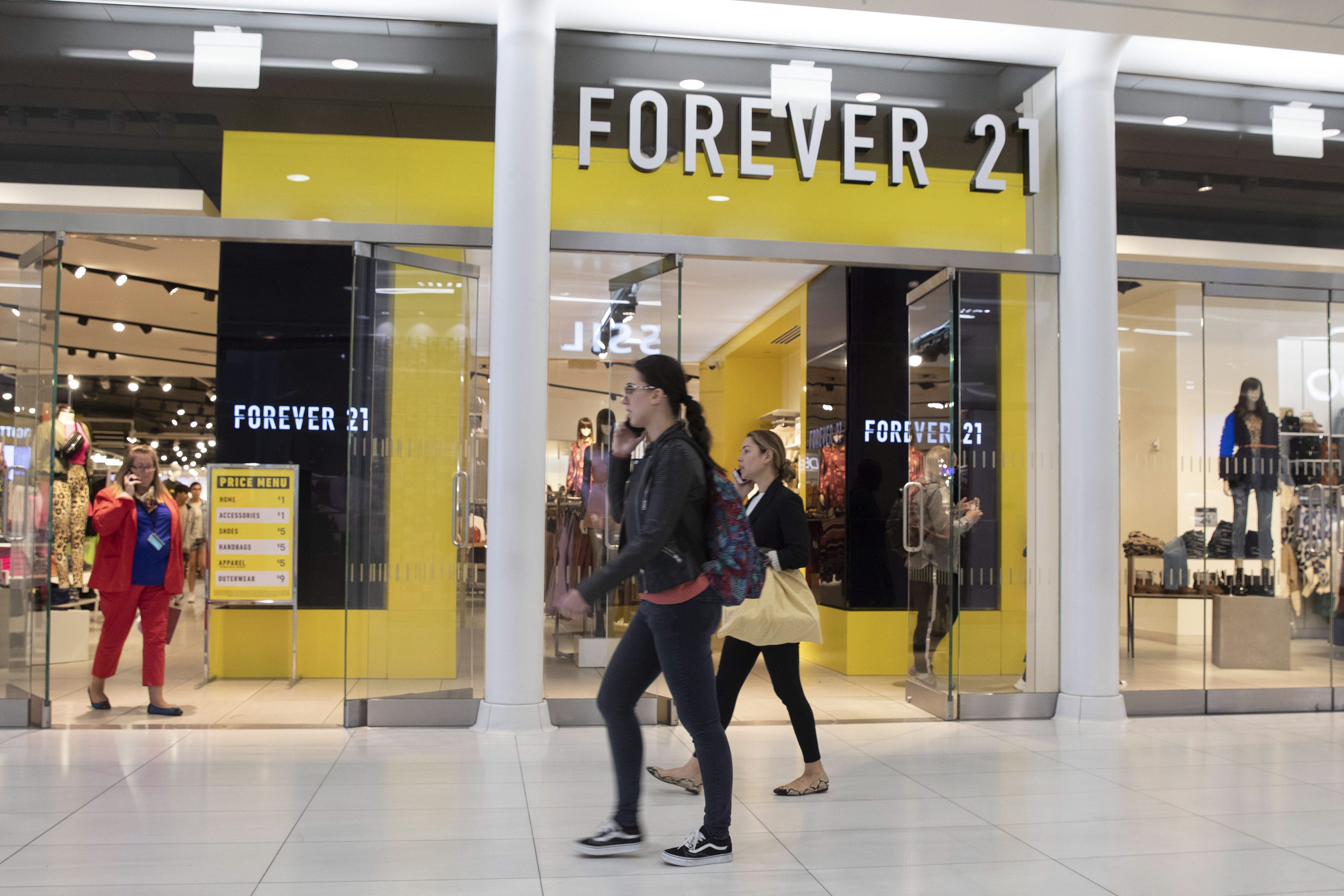 Forever 21 Launches Its Activewear 2016 Collection