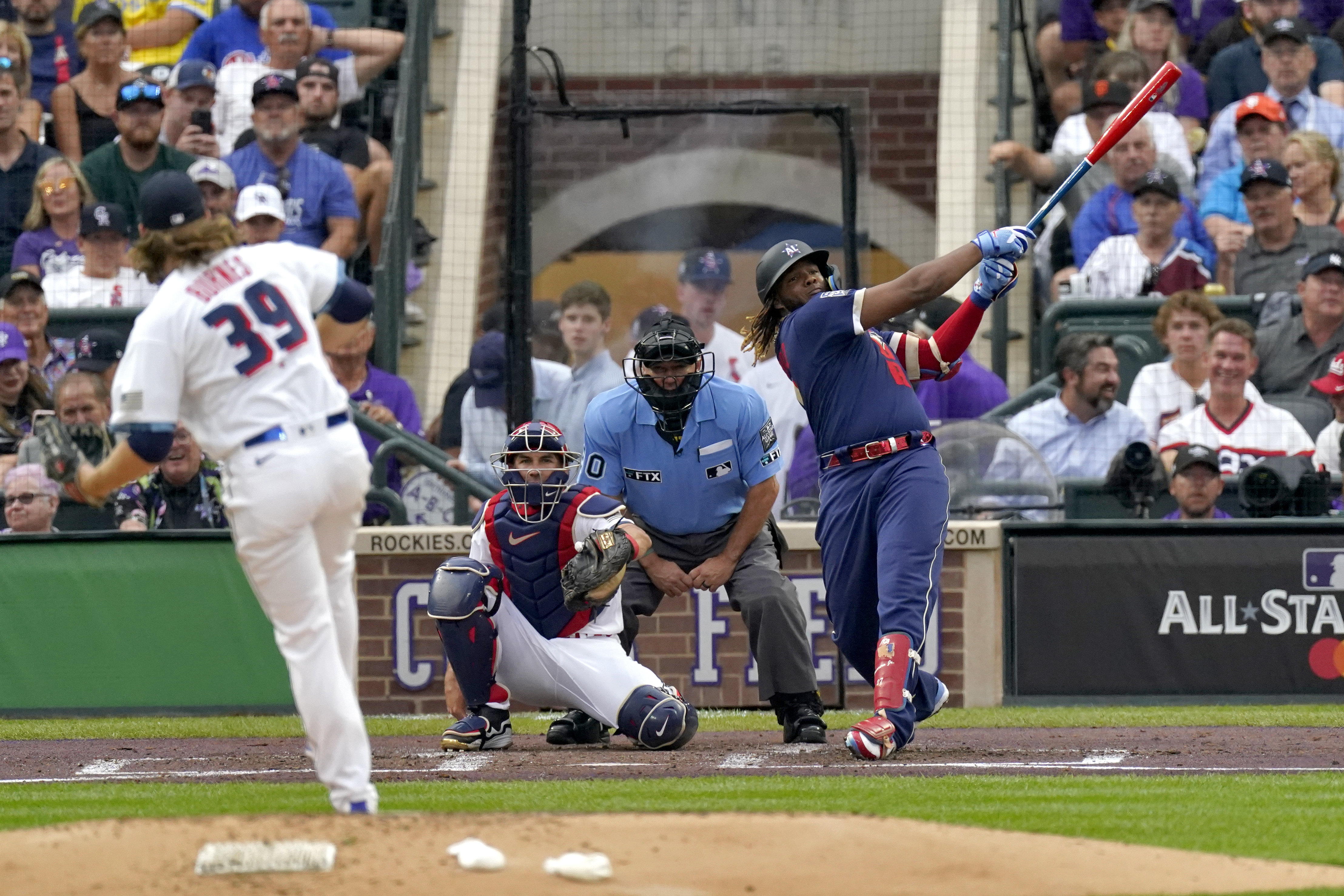 Vladimir Guerrero Jr: Can Blue Jays star surpass Hall of Fame father?